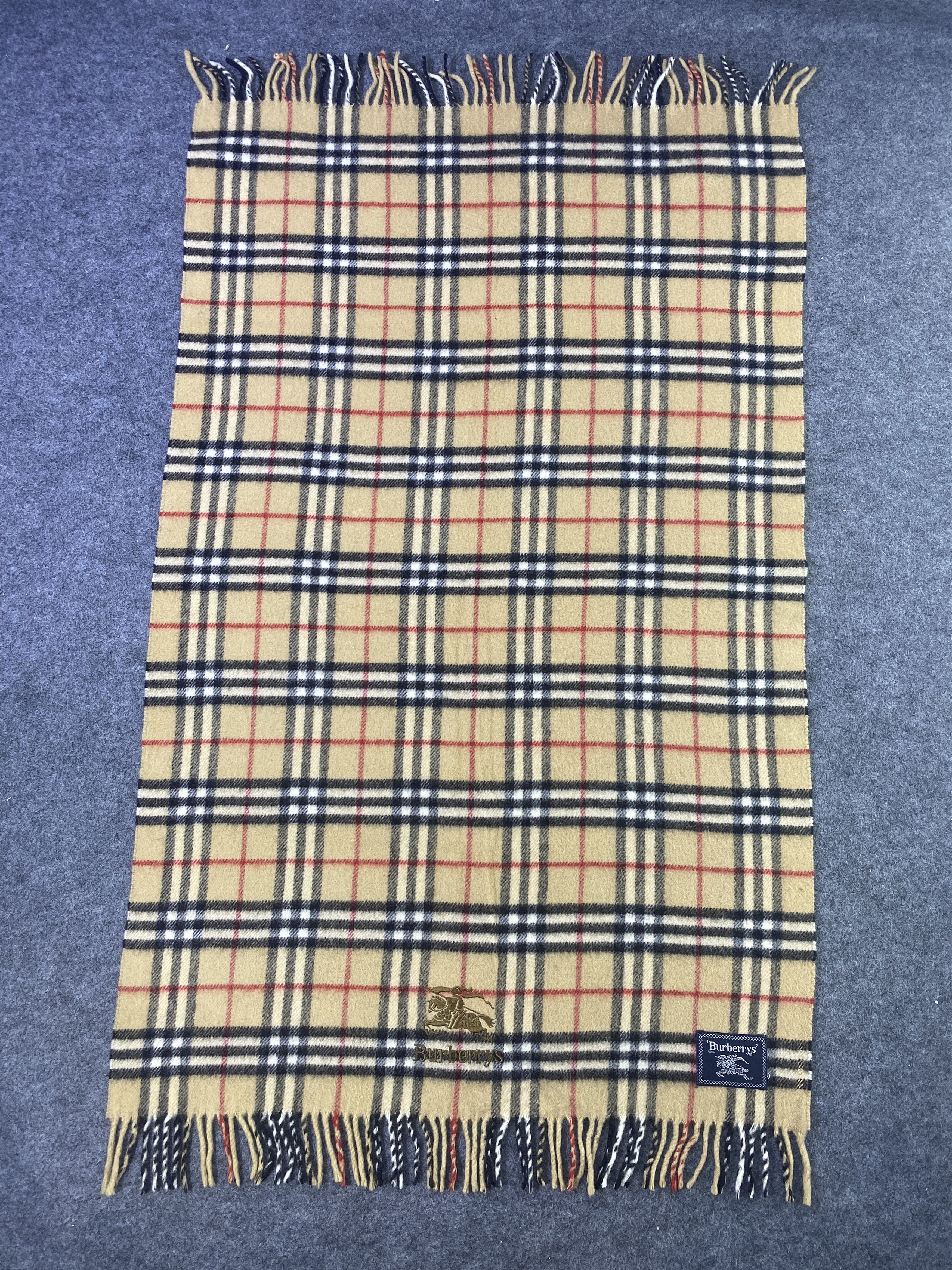 Burberry VINTAGE BURBERRY Scarf / Muffler / Neckwear -T986 Size ONE SIZE - 2 Thumbnail
