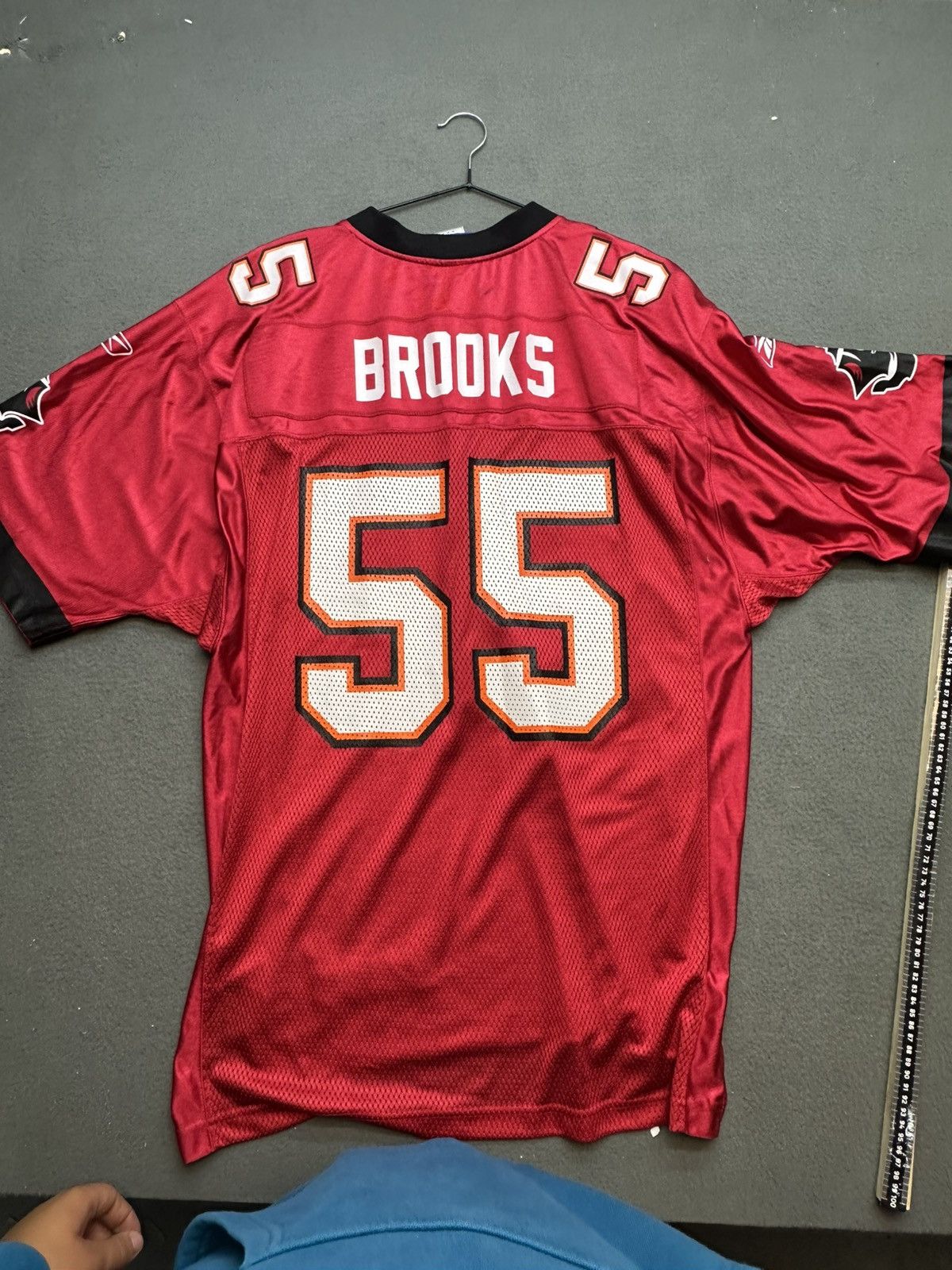 Reebok Reebok NFL Derrick Brooks Jersey red size L very good Size US M / EU 48-50 / 2 - 11 Thumbnail