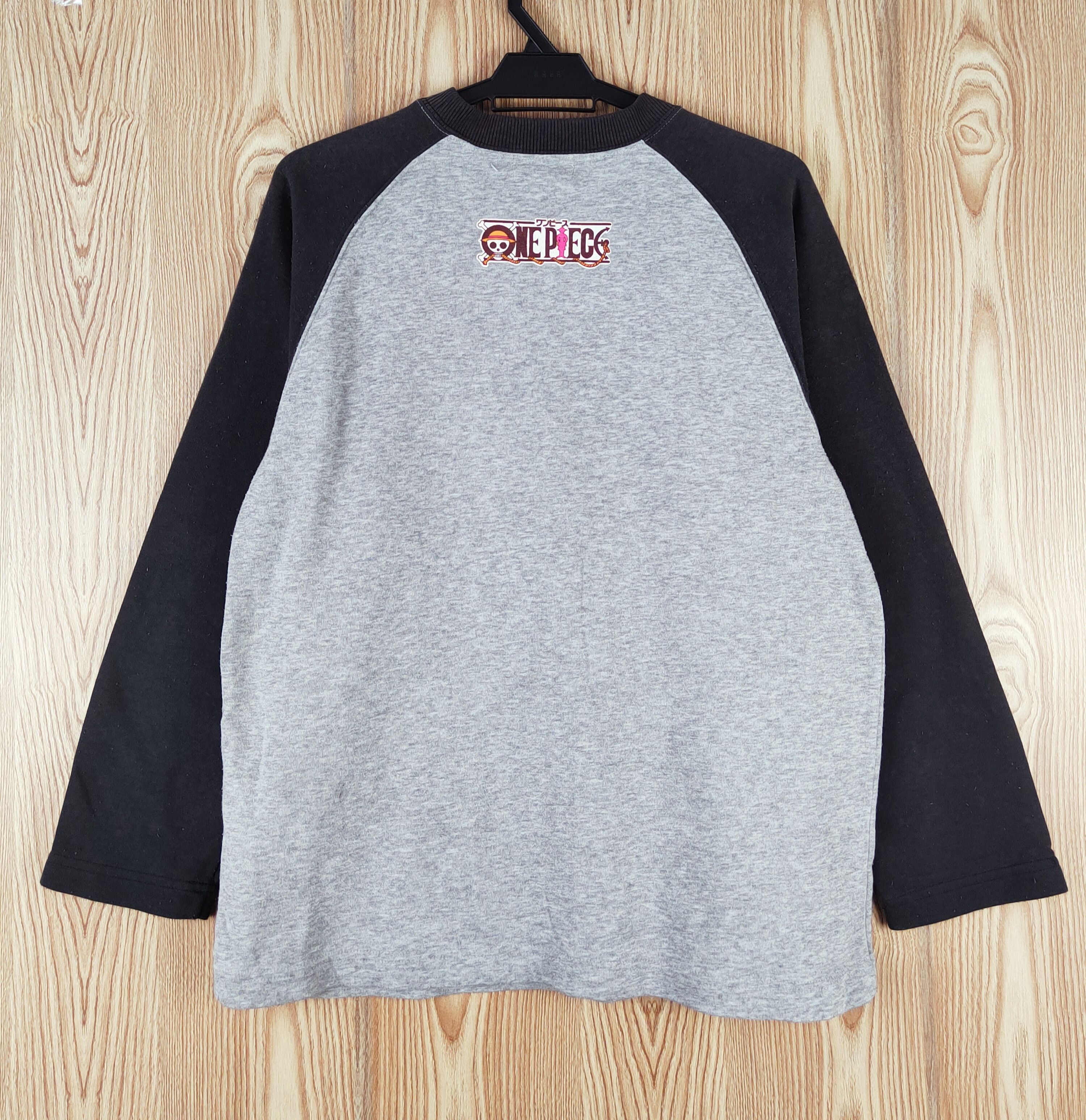 Anime × One Piece × Vintage One Piece Gray Black Long Sleeve T-shirts #W054 Size US M / EU 48-50 / 2 - 8 Thumbnail