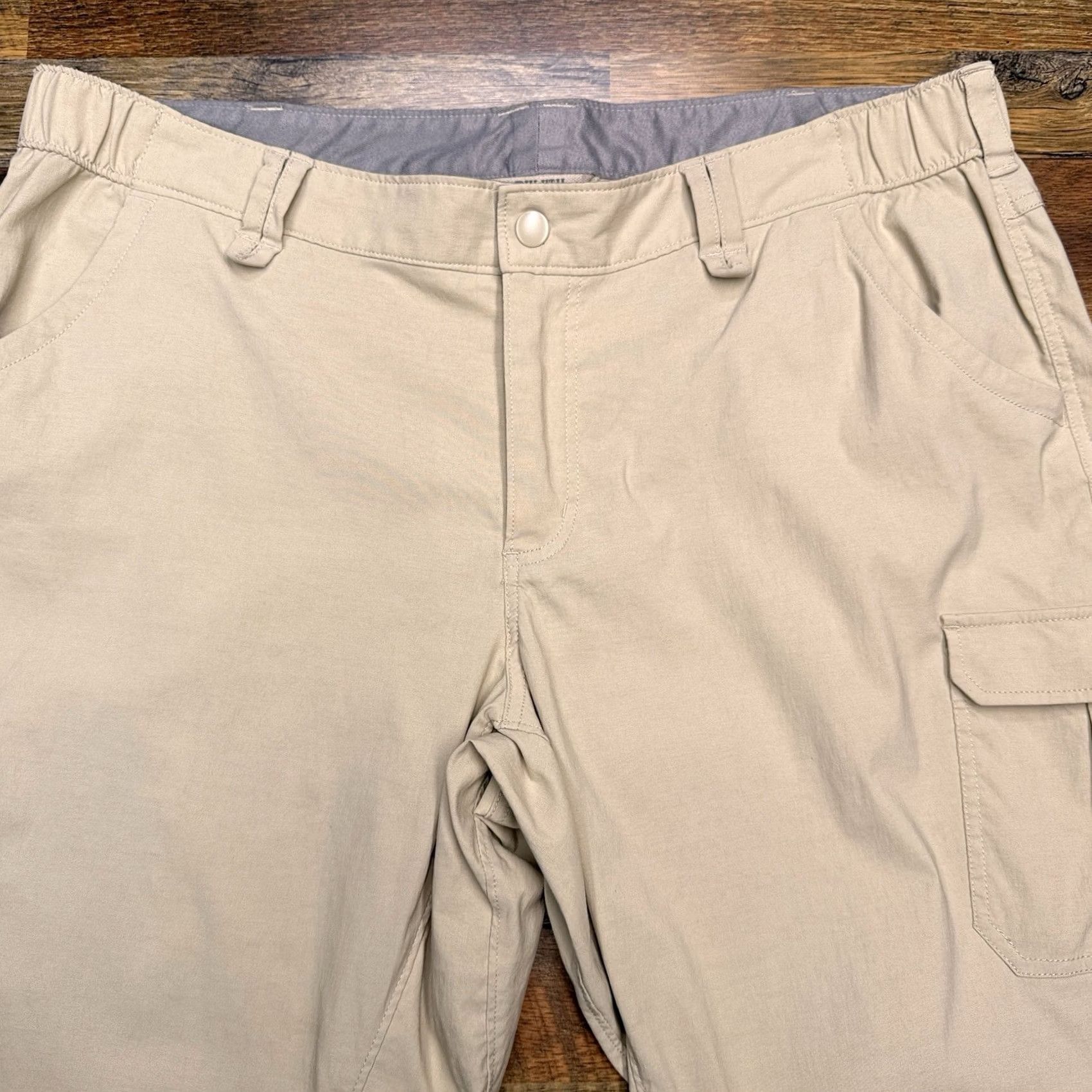 Duluth Trading Company Duluth Trading Company Cargo Pants Womens 18x31 Khaki High Rise Stretch Nylon Outdoor Size 40" / US 18 - 3 Thumbnail
