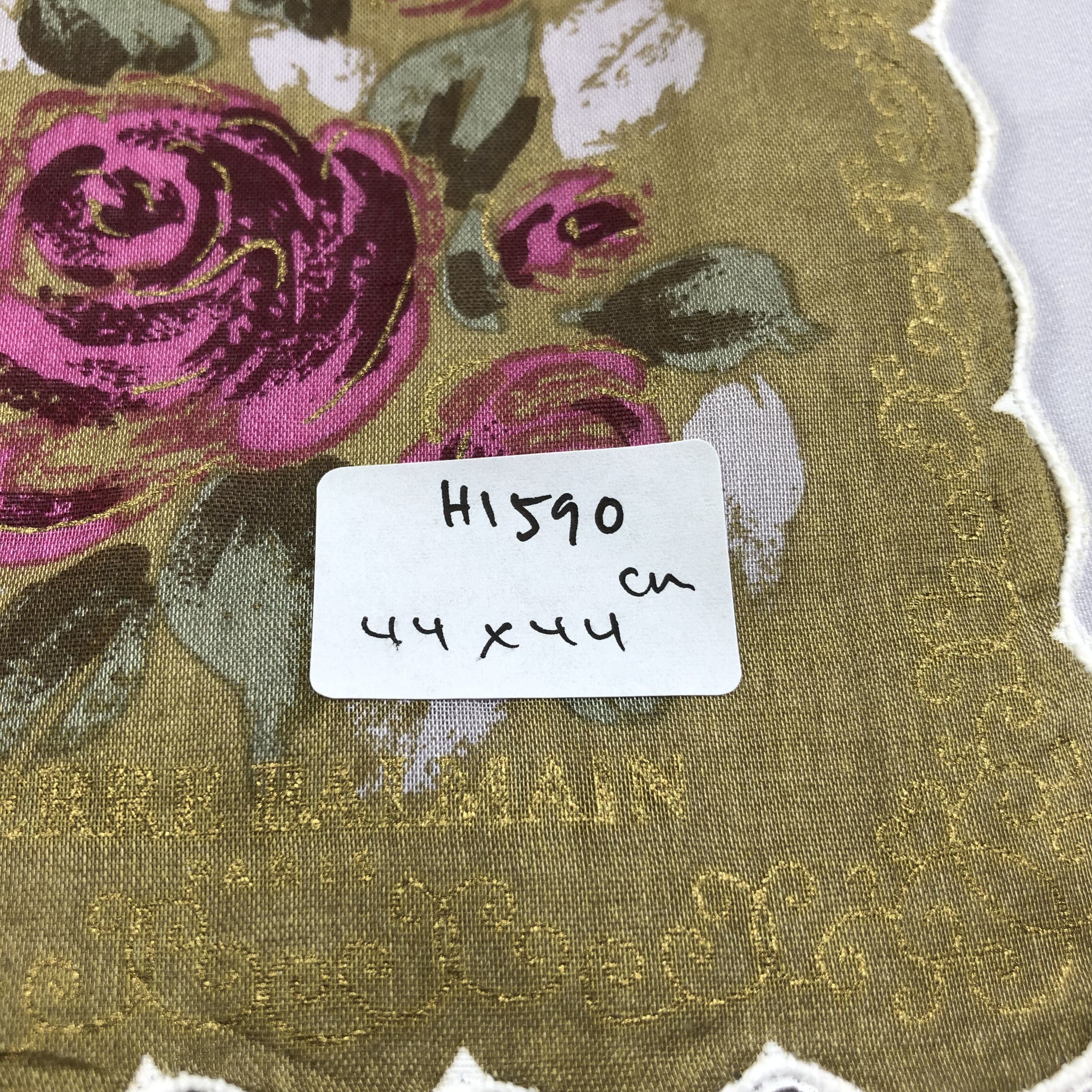 Pierre Balmain × Vintage Pierre Balmain Floral Handkerchief Neckerchief Bandana H1590 Size ONE SIZE - 5 Thumbnail