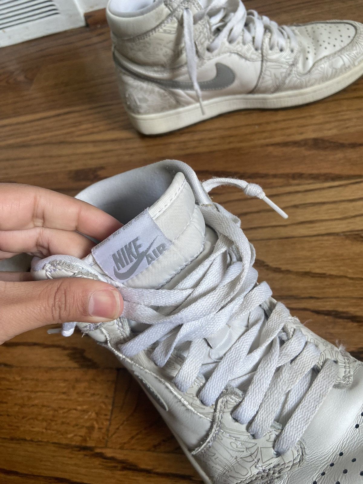 Jordan Brand Air Jordan 1 laser Size US 8.5 / EU 41-42 - 5 Thumbnail