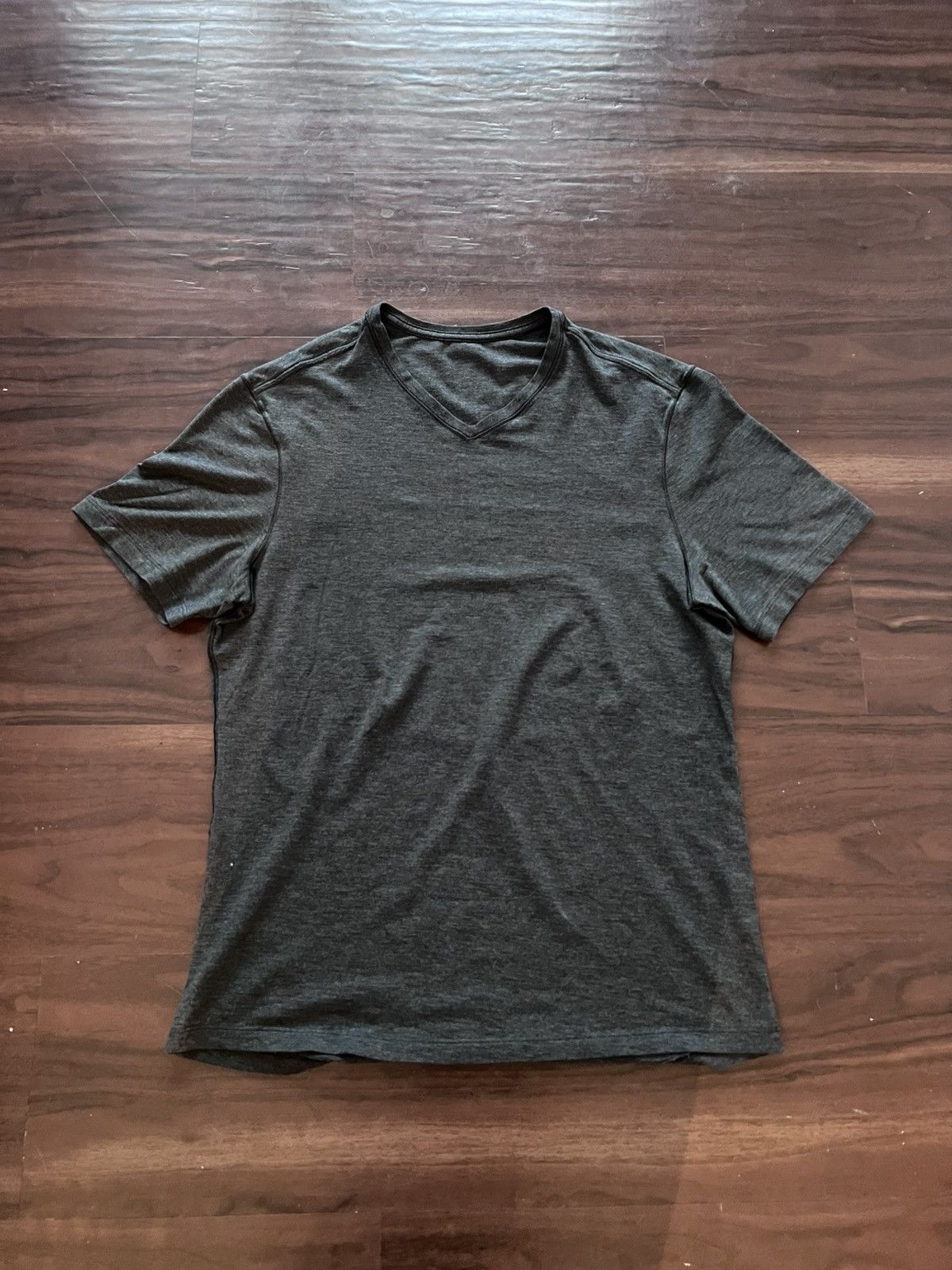Lululemon Lululemon Short Sleeve T-Shirt Size US S / EU 44-46 / 1 - 1 Thumbnail