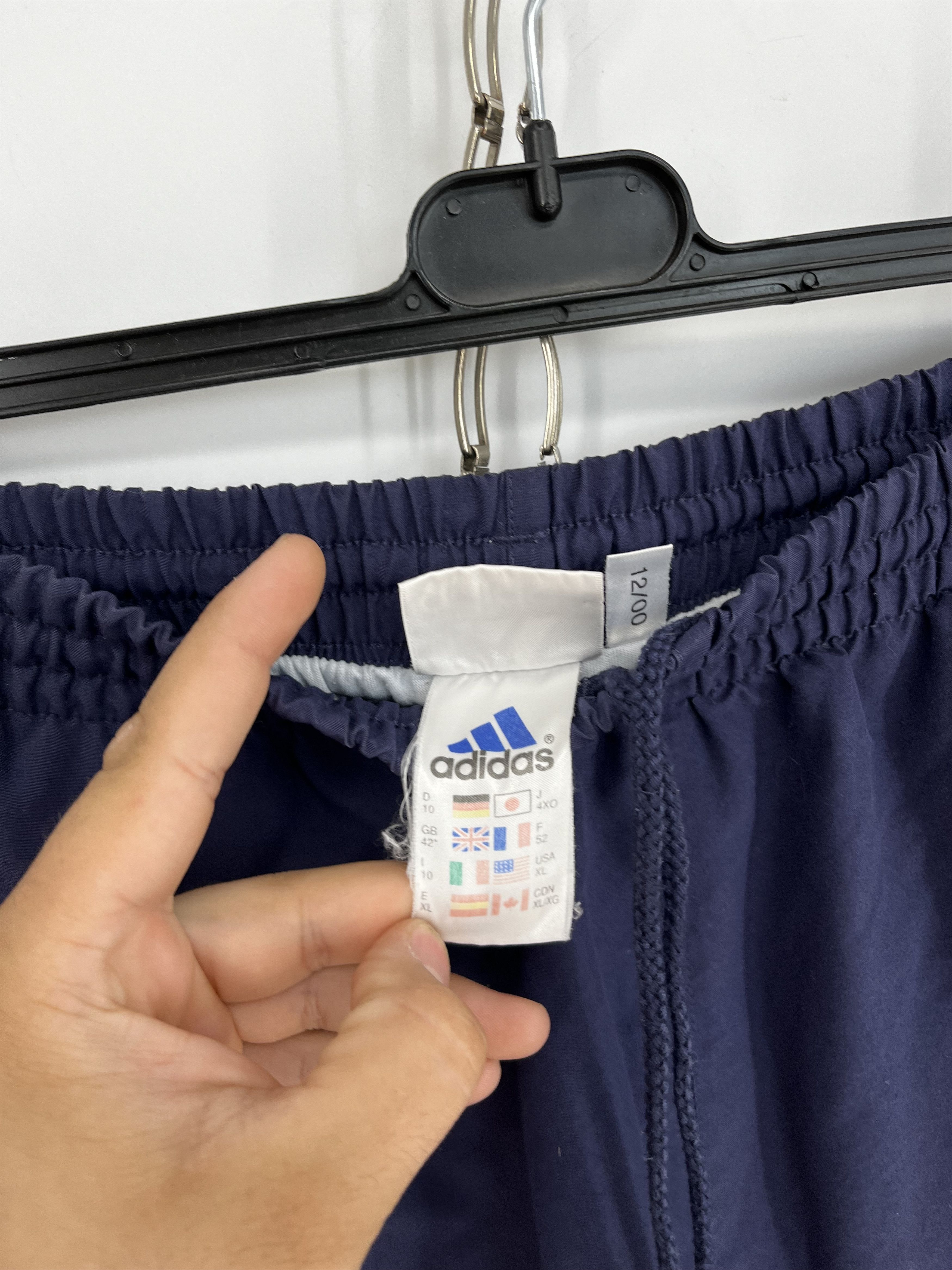 Adidas × Vintage 90s Vintage Adidas Black Nylon Mini Logo Shorts Travis Style Size US 36 / EU 52 - 7 Thumbnail