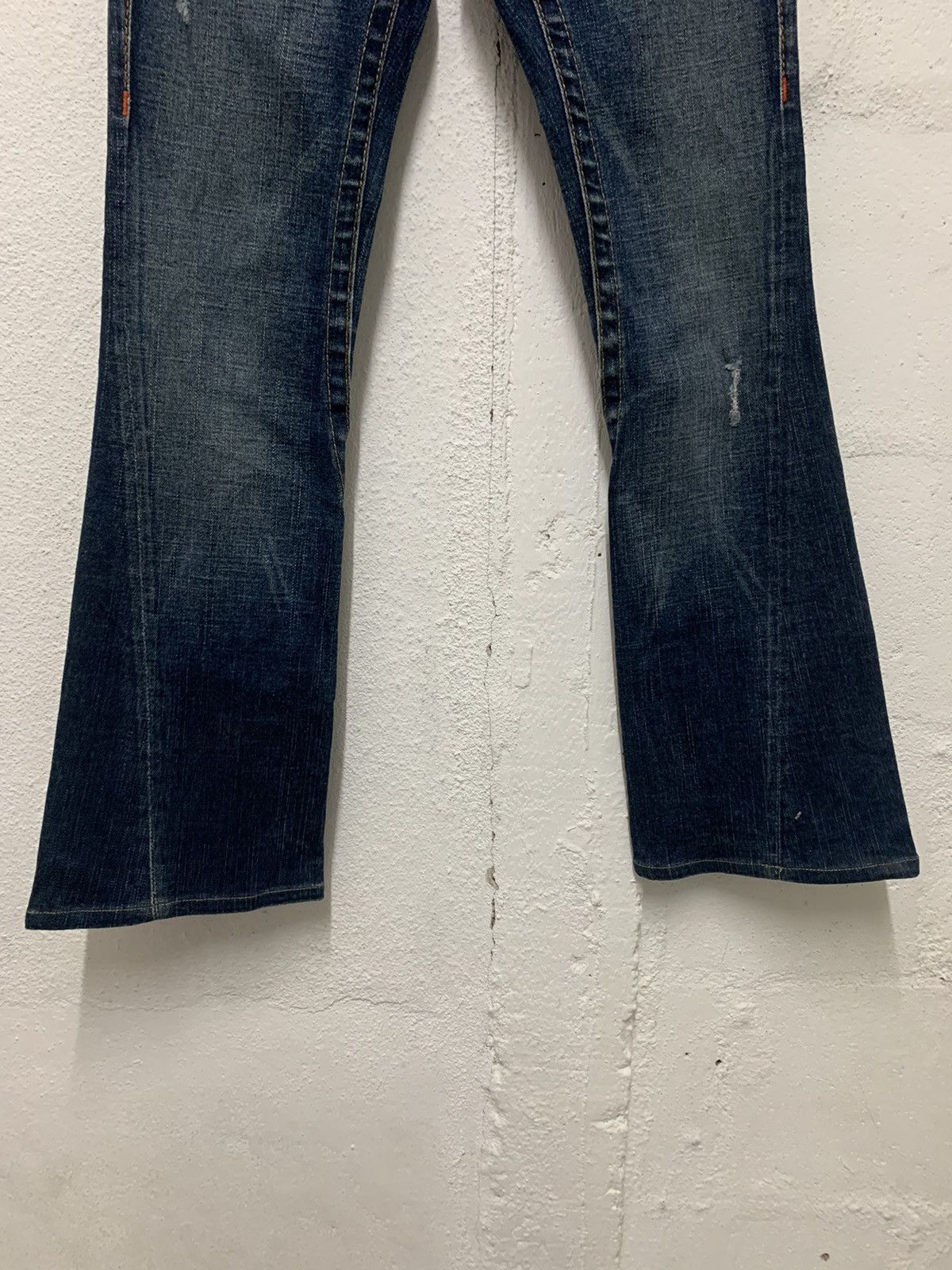 True Religion True Religion Distressed Flare Denim Size 26" / US 2 / IT 38 - 6 Thumbnail