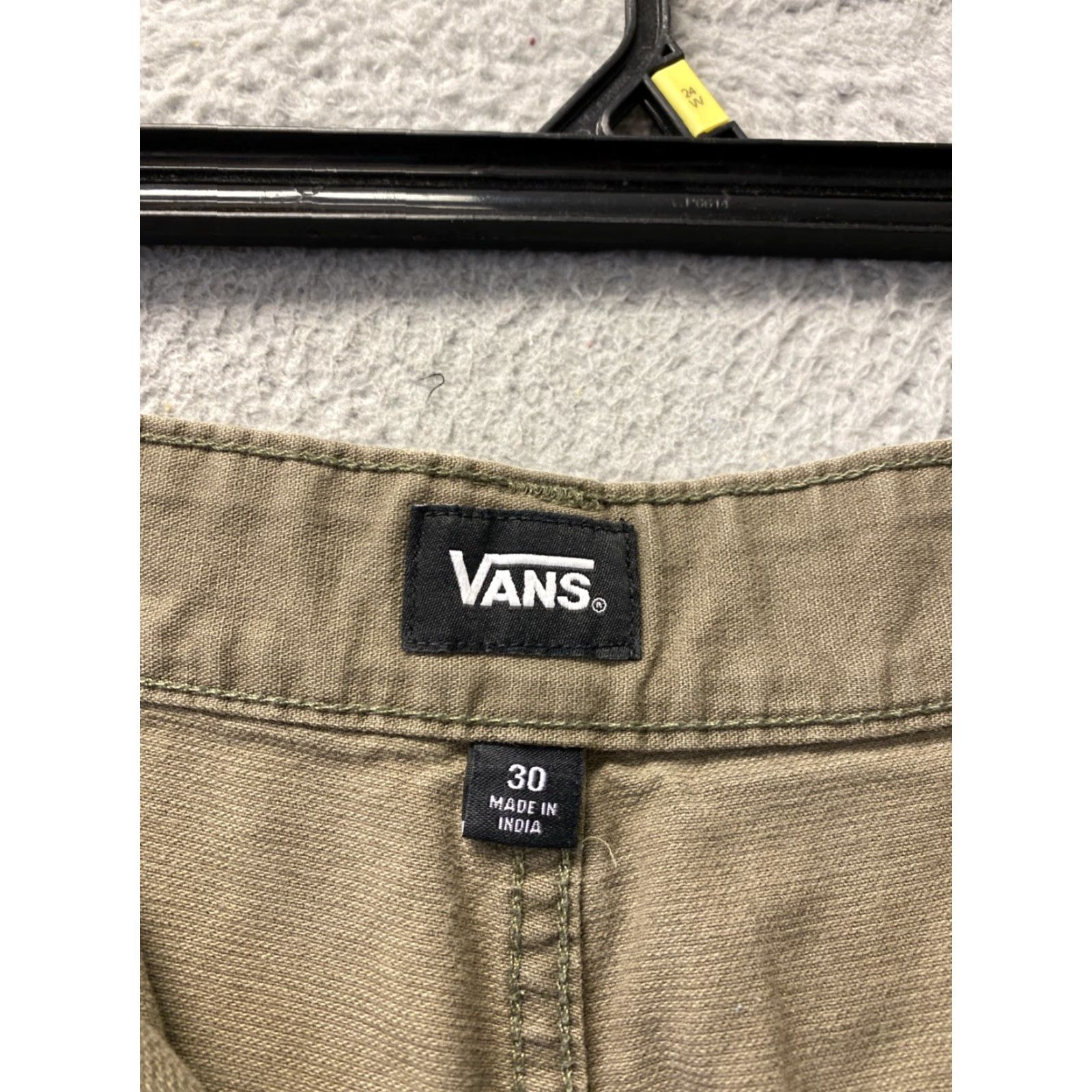 Vans VANS Authentic Chino Shorts Mens Size 30 Casual Faded Green Cotton Canvas 8 Inseam Size US 30 / EU 46 - 6 Thumbnail