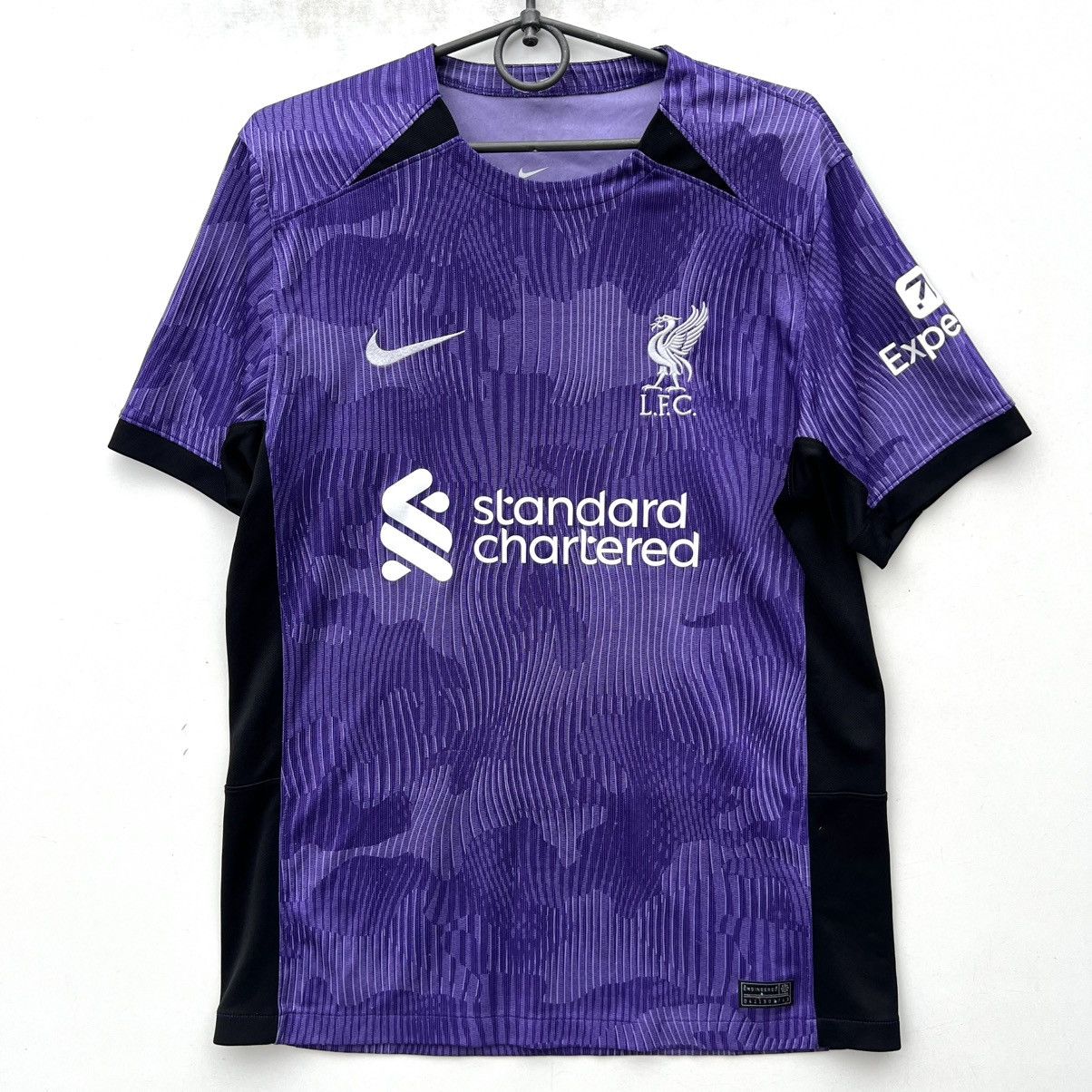 Nike Nike Liverpool soccer jersey football t shirt Size US M / EU 48-50 / 2 - 1 Thumbnail