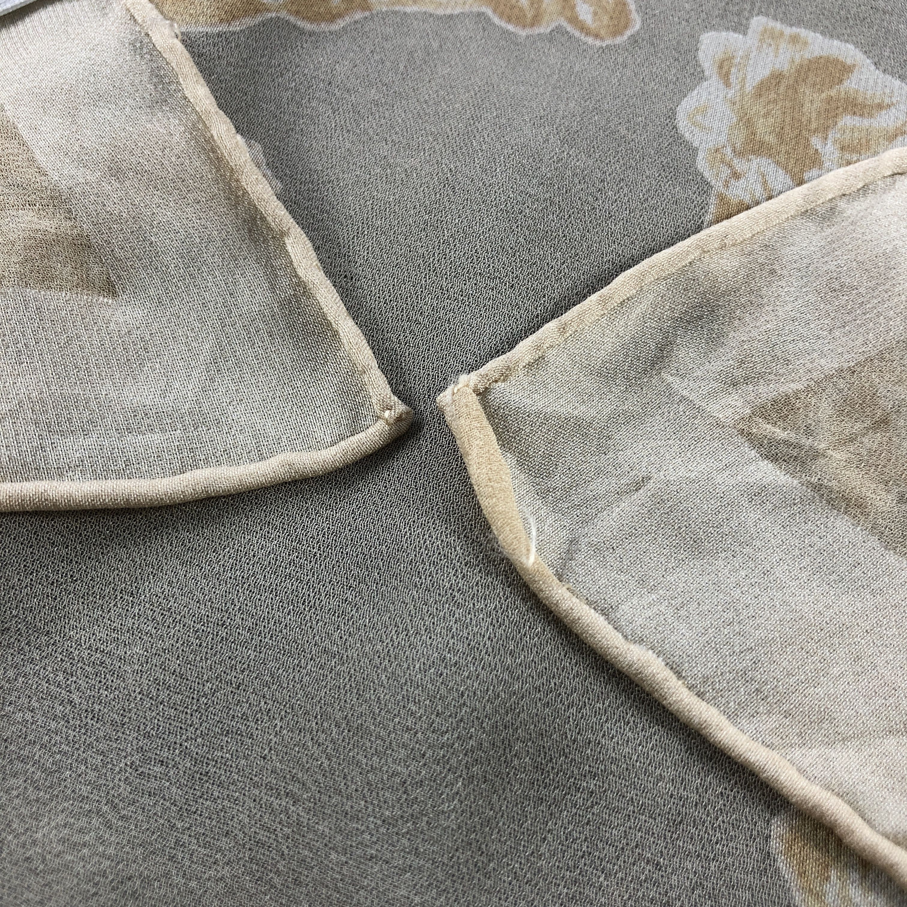 Pierre Balmain Vintage Pierre Balmain Floral Silk Scarf M1269 Size ONE SIZE - 4 Thumbnail