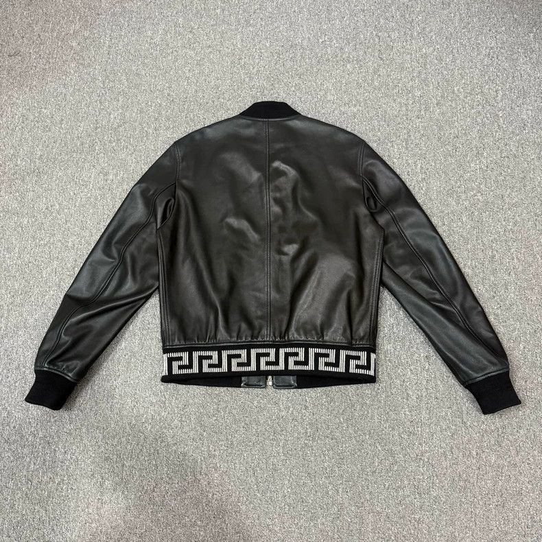 Versace Versace The main line is a black lambskin leather jacket Size US M / EU 48-50 / 2 - 2 Thumbnail