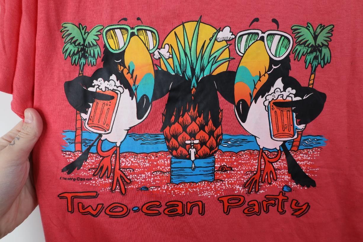 Vintage Vintage 80s Streetwear Two Can Toucan Bird Beach T-Shirt Size L / US 10 / IT 46 - 4 Thumbnail