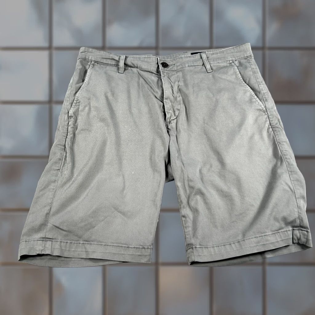 Griffin Item Specifications: Closure: Lace Size US 33 - 1 Thumbnail