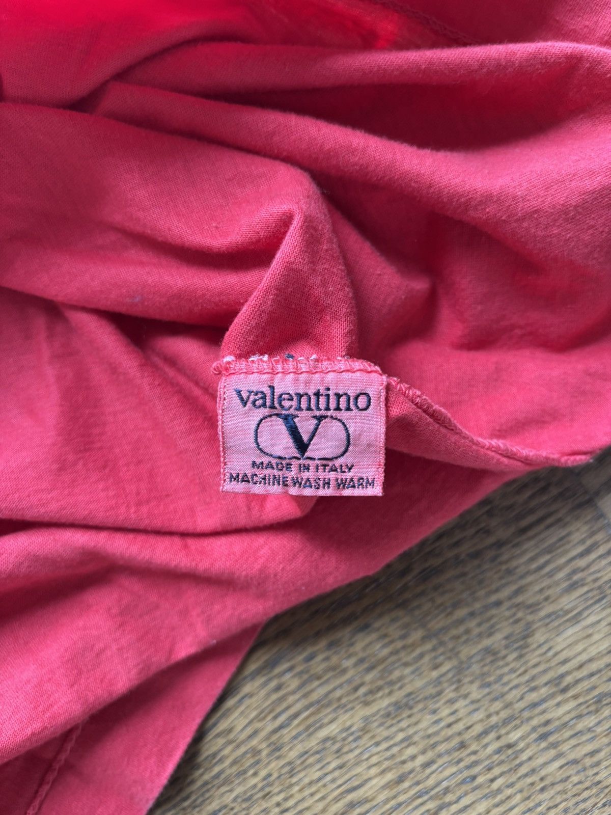 Valentino × Vintage Vintage *Rare* single stitch Valentino t shirt Size US L / EU 52-54 / 3 - 6 Thumbnail
