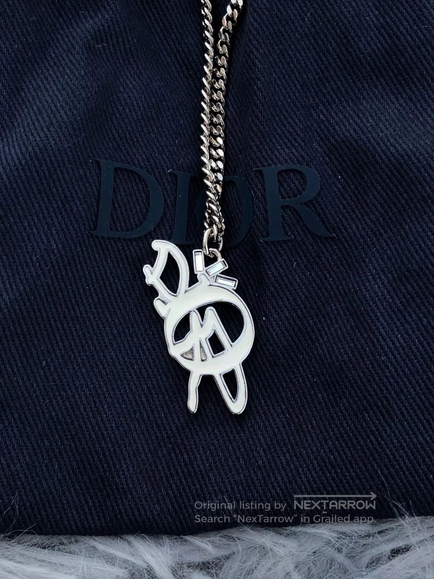 Dior Dior 2023 Crystal Logo Necklace. Size ONE SIZE - 3 Thumbnail