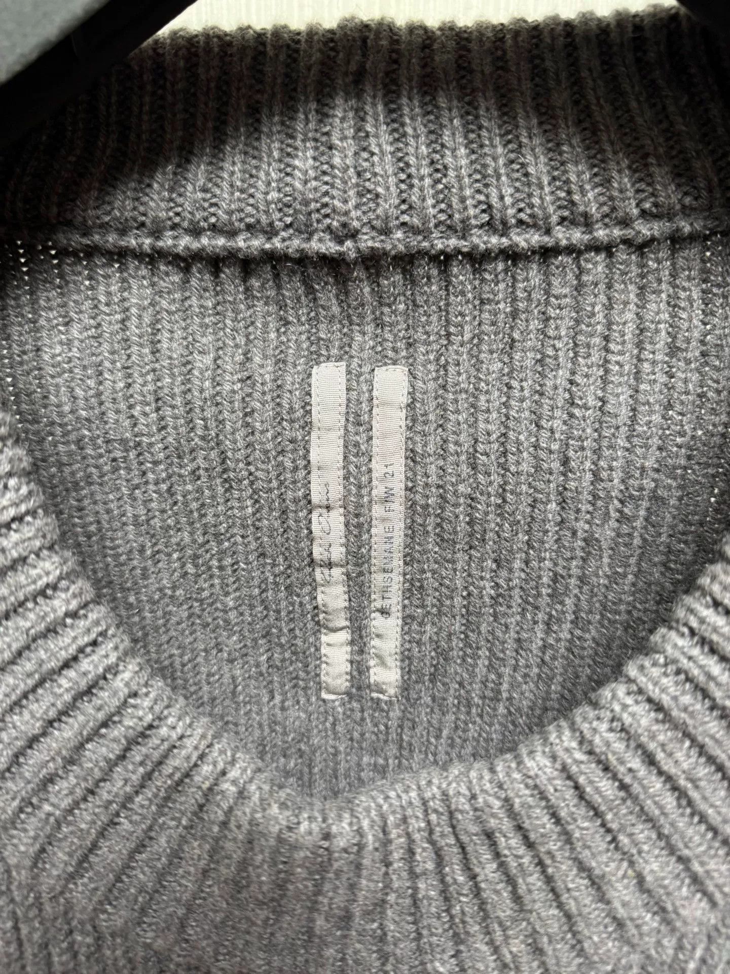 Rick Owens Rick Owens Banana Sweater Size US M / EU 48-50 / 2 - 3 Thumbnail