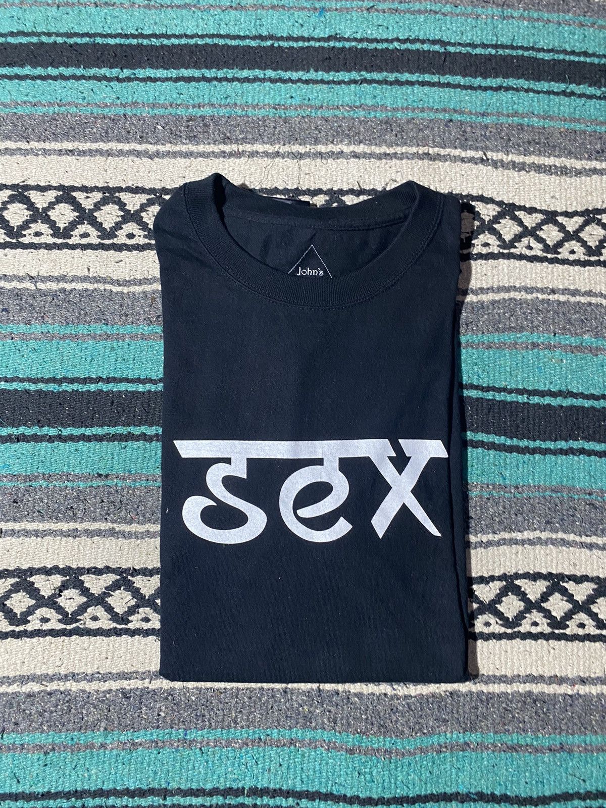 If Six Was Nine John's by Johhny Graphic Indian Script Inspired 'Sex' Tee Size US L / EU 52-54 / 3 - 2 Thumbnail