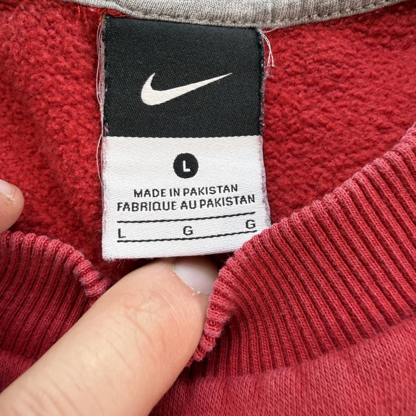 Nike Nike Mens Large Crewneck Sweatshirt Mini Swoosh Pullover Size US L / EU 52-54 / 3 - 4 Thumbnail