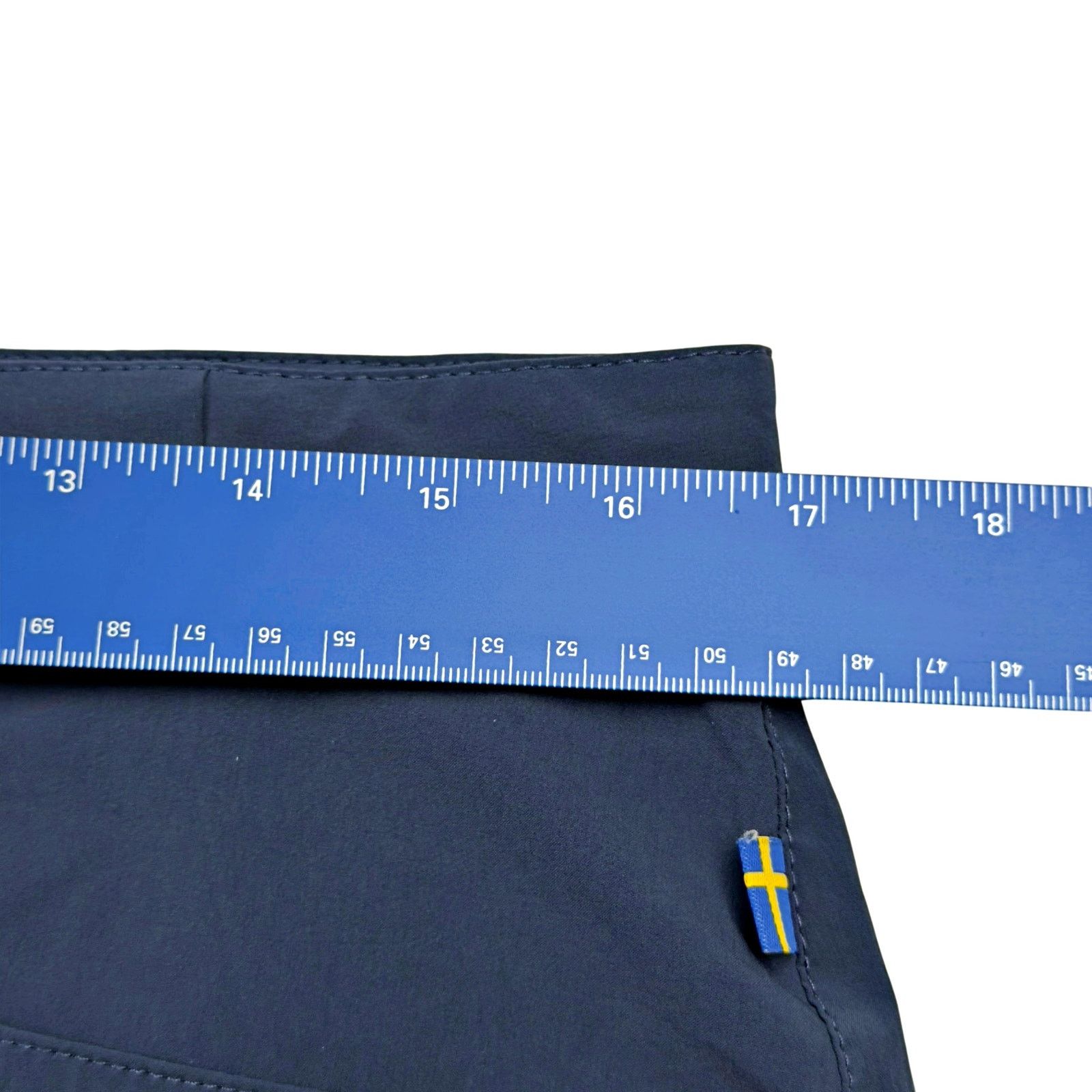 Fjallraven FjallravenHigh Coast Lite Navy 4" Short 4" Retail $90 Size 32" / US 10 / IT 46 - 8 Thumbnail