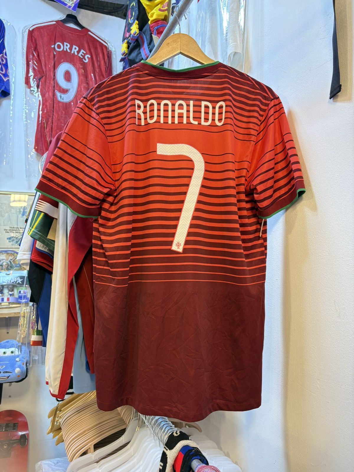 Nike 2014 Portugal National Football Team Home Kit CR7 Size US XL / EU 56 / 4 - 1 Thumbnail