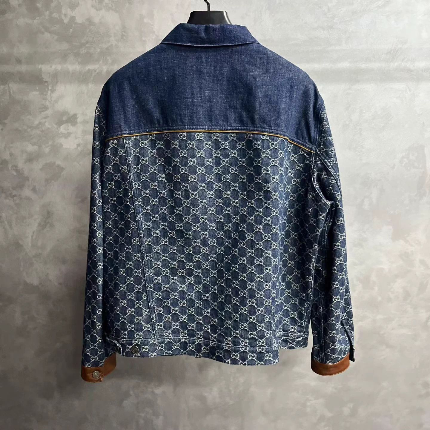 Gucci Gucci Navy All Over Print Logo Denim Jacket 52 Size US L / EU 52-54 / 3 - 2 Thumbnail
