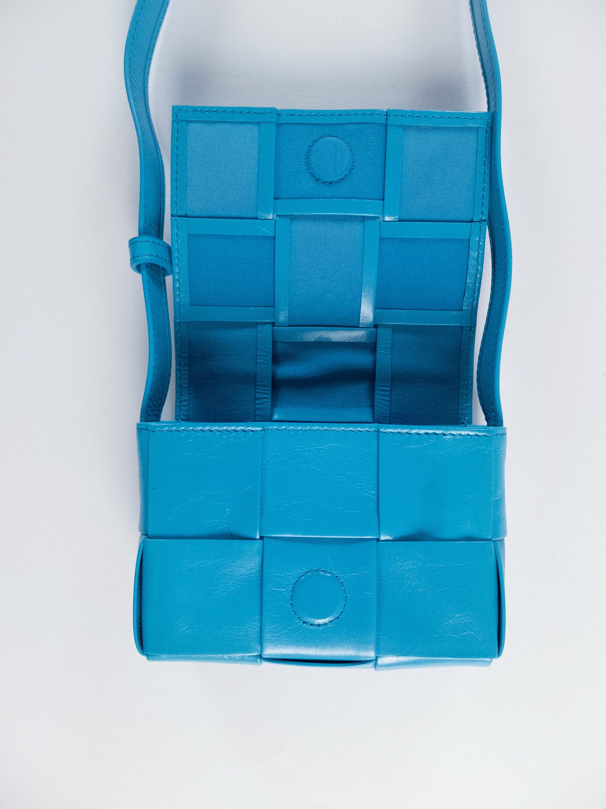 Bottega Veneta BOTTEGA VENETA Candy Cassette blue paper leather mini bag Size ONE SIZE - 10 Thumbnail