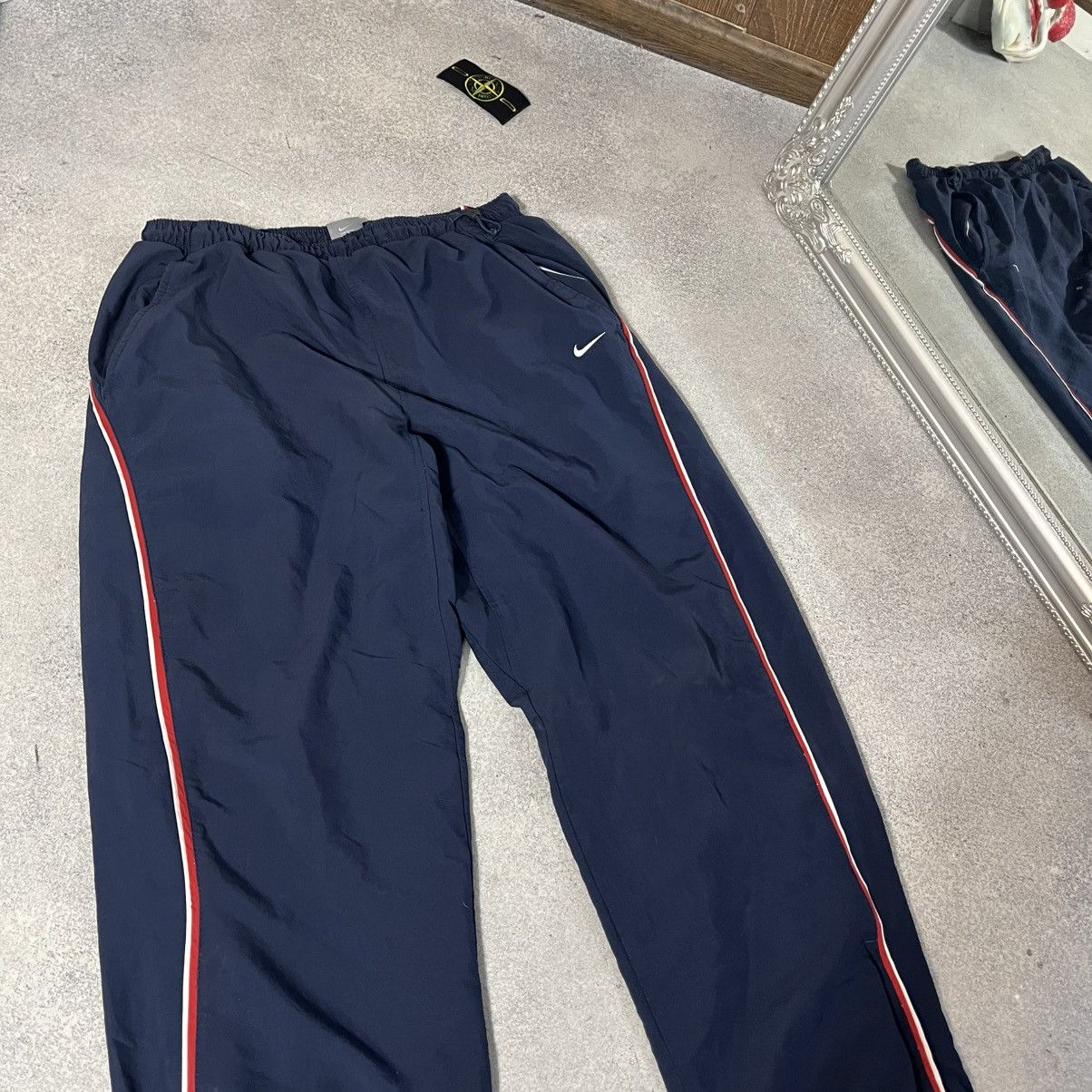 Nike 00s Vintage Nike Pants Nylon Rare Swoosh Drill Size US 34 / EU 50 - 2 Thumbnail
