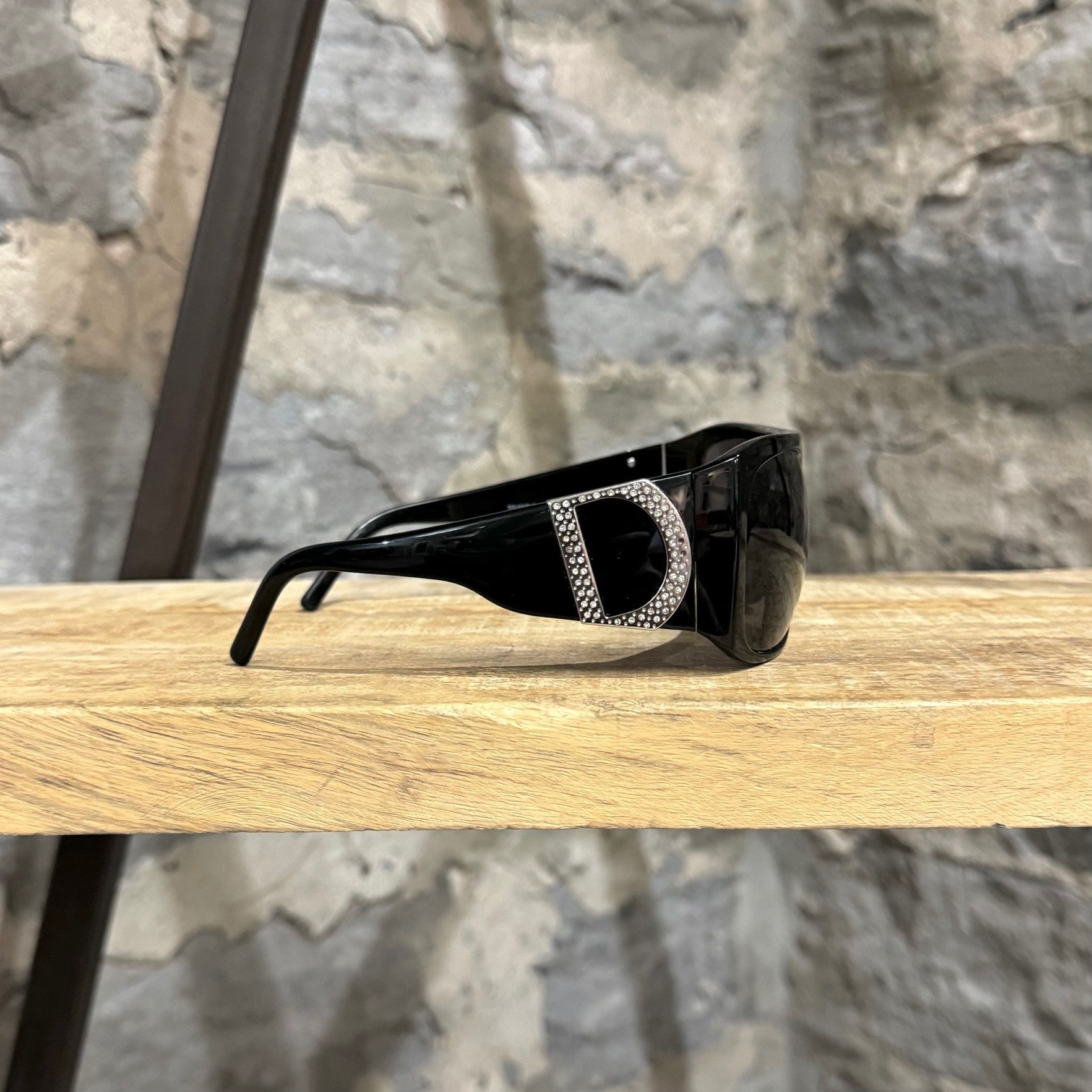 Dolce & Gabbana Dolce & Gabbana DG4018 2000s Black Square Sunglasses Size ONE SIZE - 5 Thumbnail