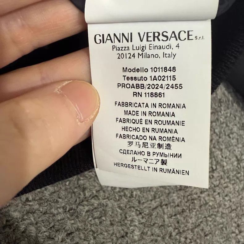 Versace Versace Black Medusa embroidered figure in a thin cotton Size US L / EU 52-54 / 3 - 4 Thumbnail