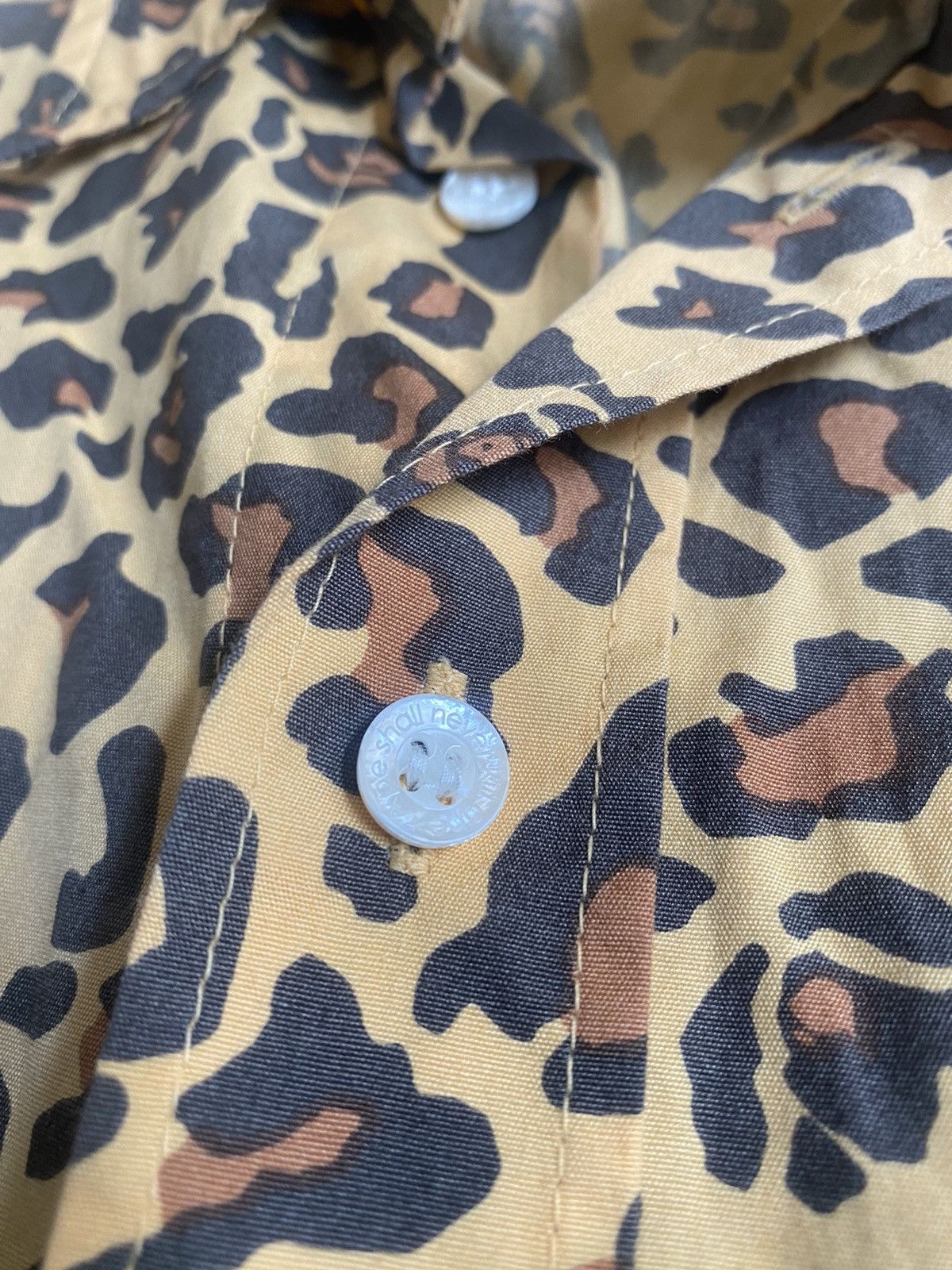Bape × Vintage Vintage Giraffe Print Camo Shirt Size US M / EU 48-50 / 2 - 6 Thumbnail