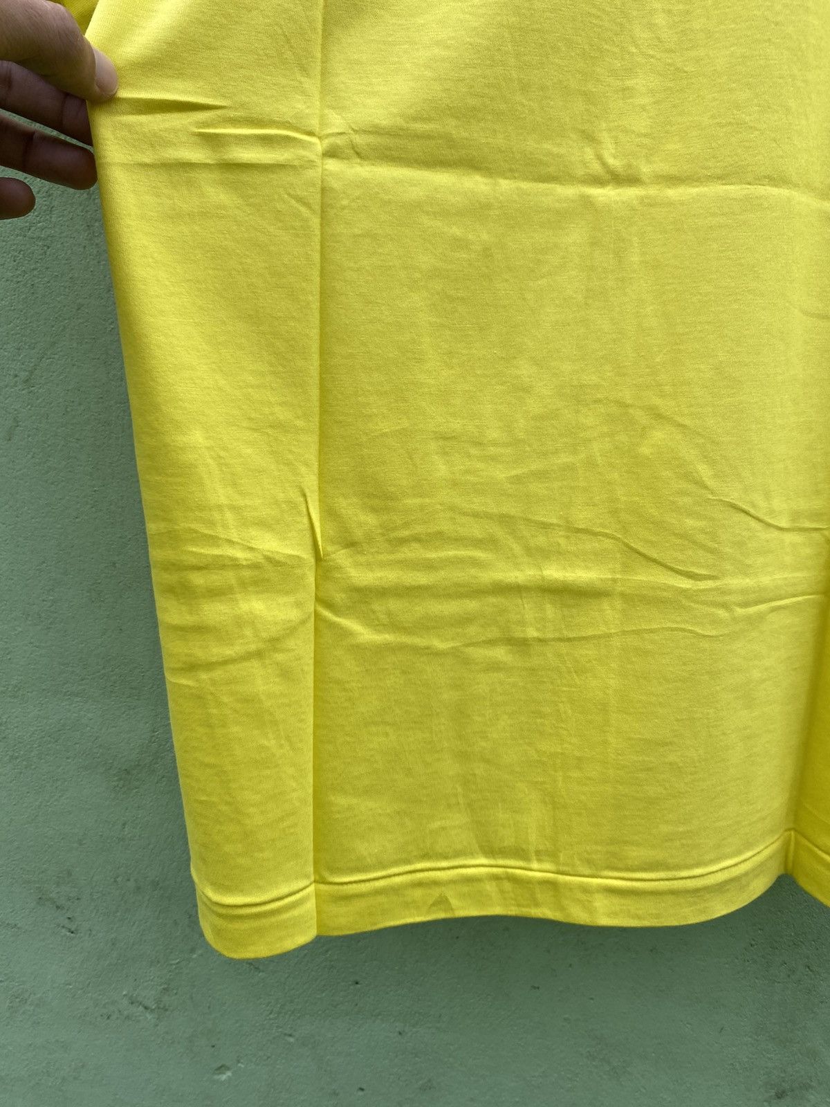 Japanese Brand 24 Hour Television Japanese Smiley Face Graphic Neon T-Shirt Size US S / EU 44-46 / 1 - 13 Thumbnail