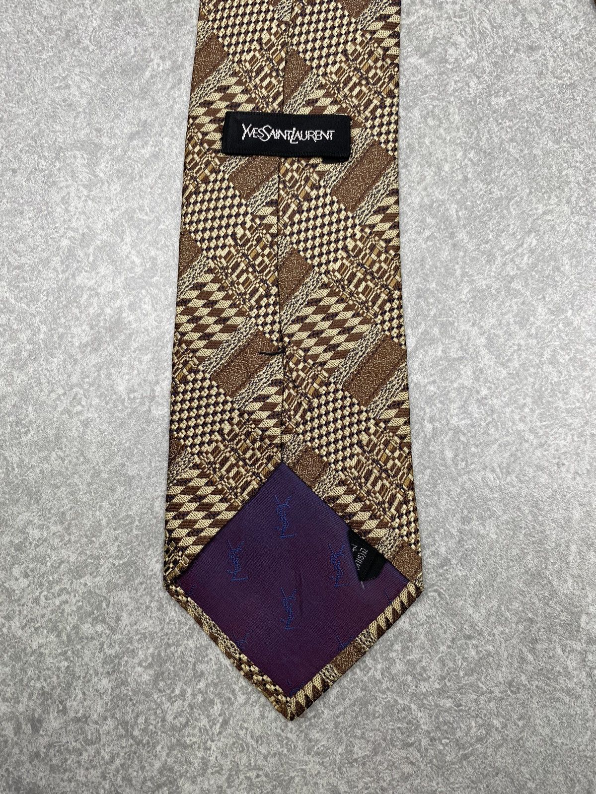 Yves Saint Laurent Yves Saint Laurent SilkTie T23 Size ONE SIZE - 4 Thumbnail