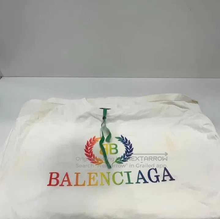 Balenciaga Balenciaga Colorful Logo Print Round Neck T-shirt. Size US S / EU 44-46 / 1 - 4 Thumbnail