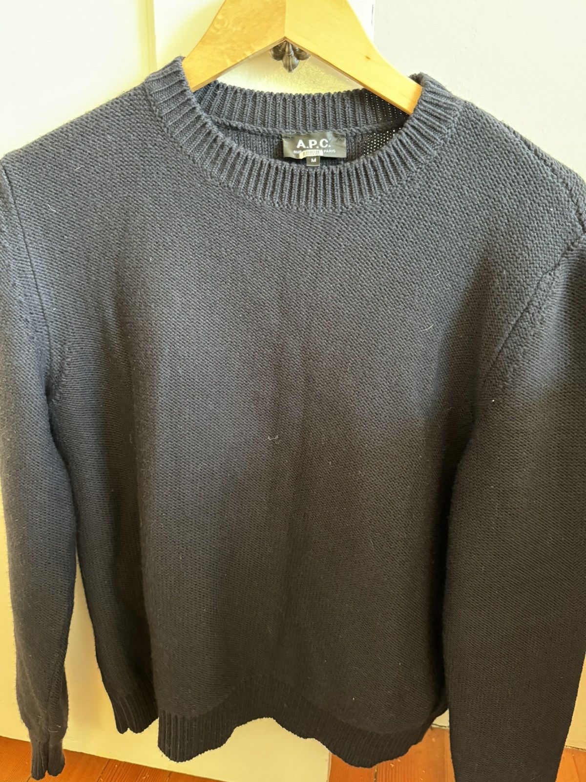 A.P.C. Dark navy wool crewneck sweater Size US M / EU 48-50 / 2 - 1 Thumbnail
