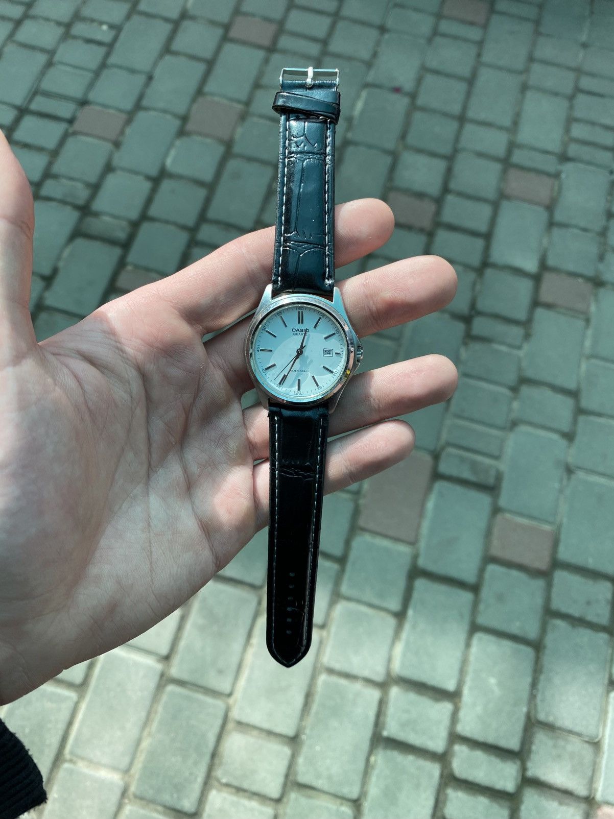 Casio Vintage Casio MTP-1183 Minimalist Date Watch Size ONE SIZE - 3 Thumbnail