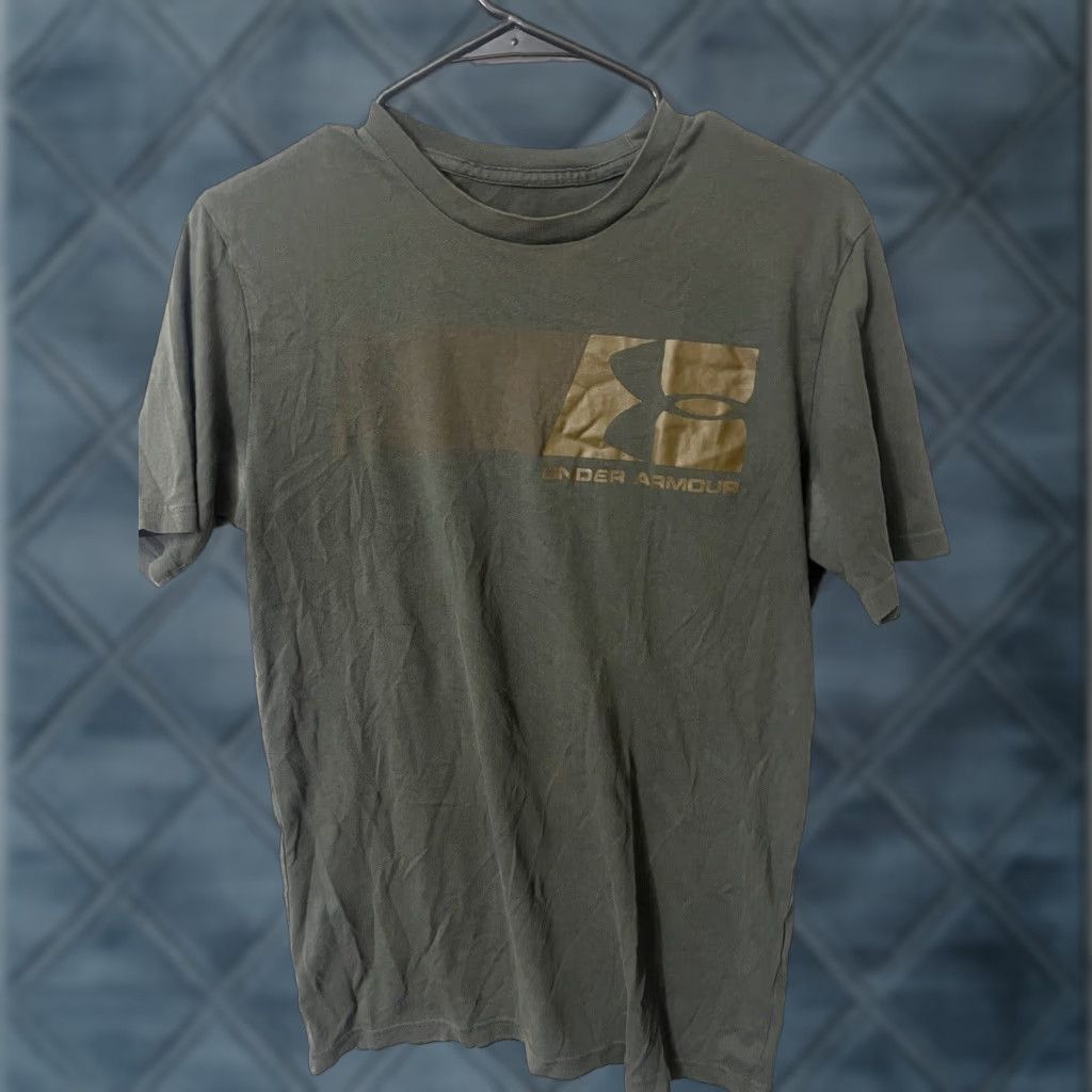 Under Armour Under Armour T-Shirt Men's Small Short Sleeve Crew Neck Heatgear Green Graphic Logo Casual Shirt Mens S Green HeatGear Size US S / EU 44-46 / 1 - 1 Thumbnail