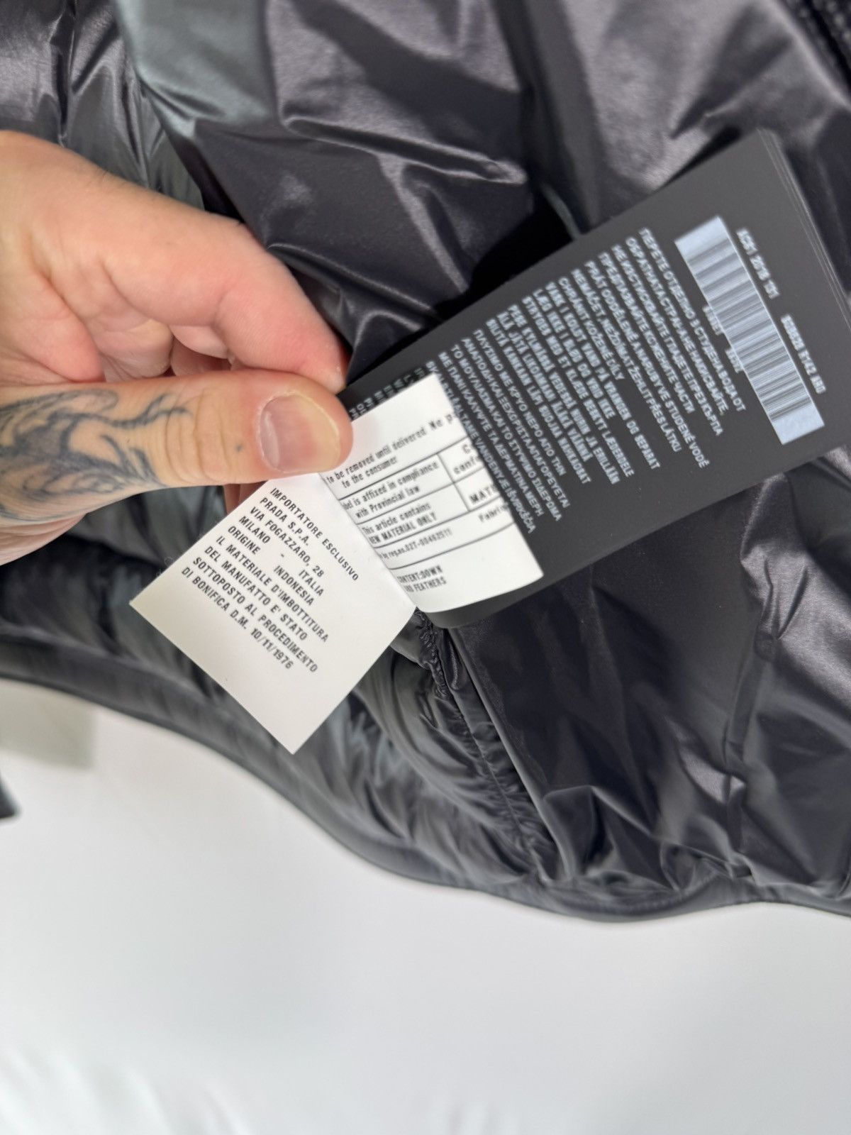 Prada Prada A/W 19 black nylon down vest Size US L / EU 52-54 / 3 - 11 Thumbnail
