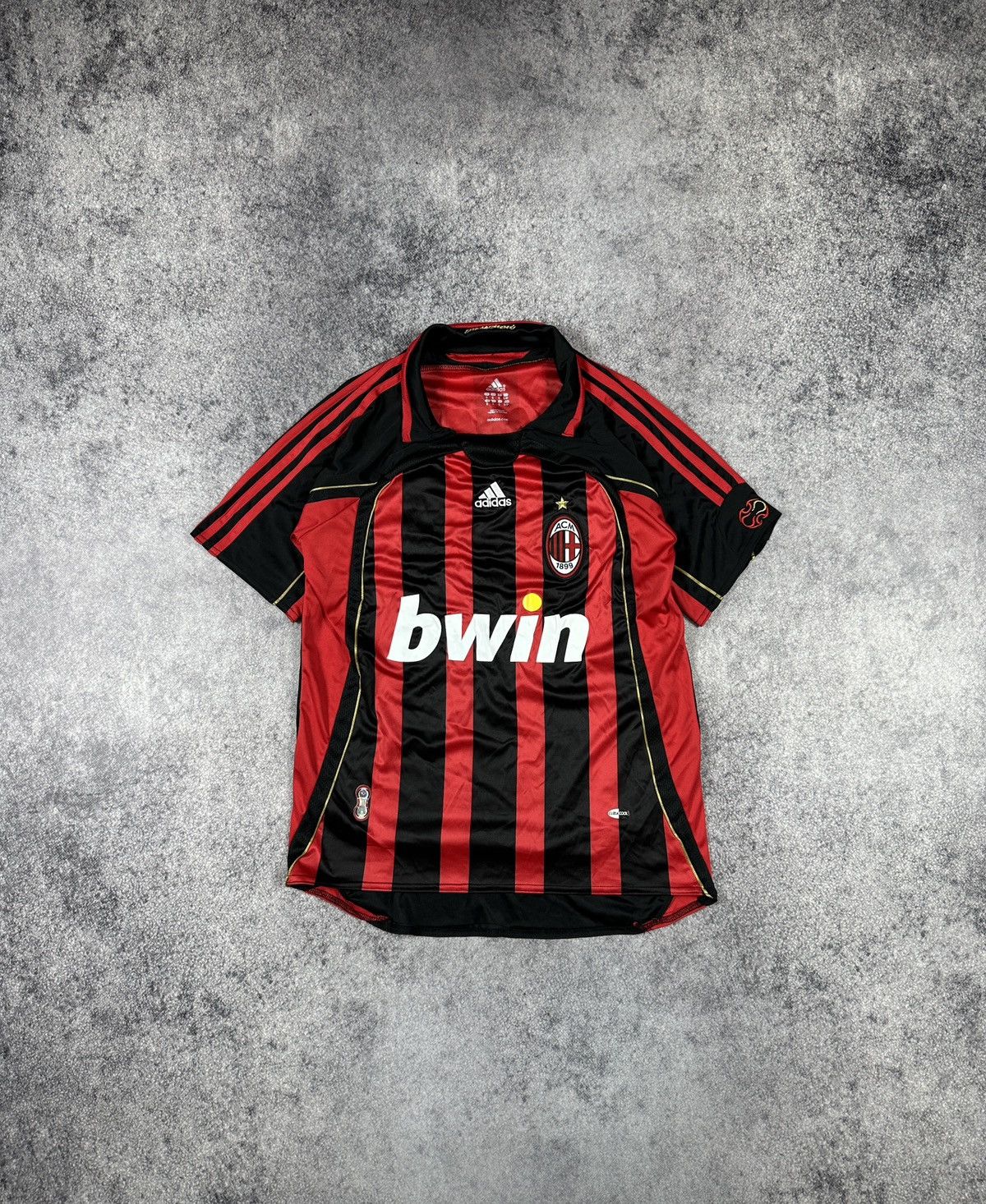 Vintage Vintage Adidas Milan 06/07 Kaka 22 Soccer Jersey VTg Style S Size US S / EU 44-46 / 1 - 1 Thumbnail