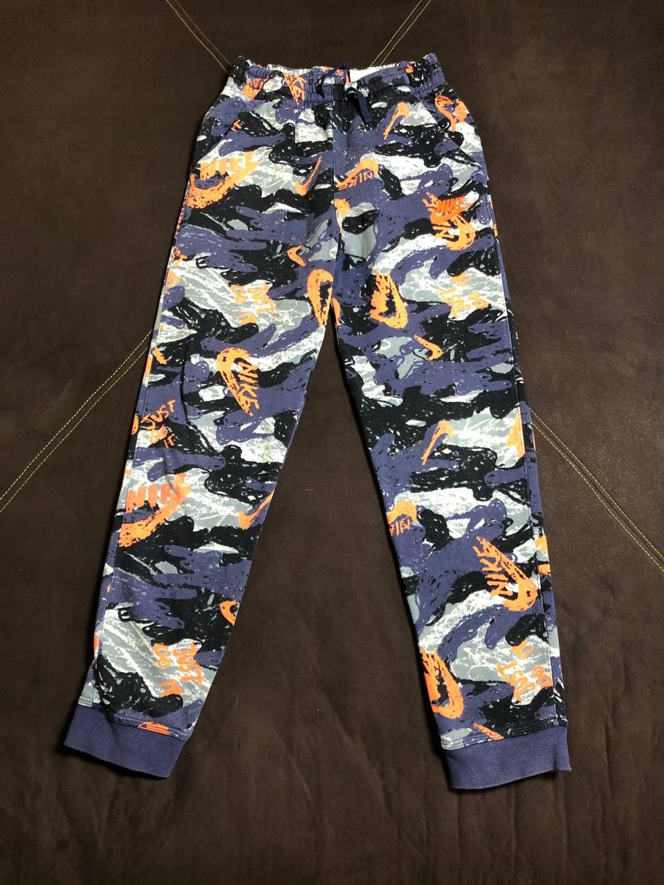 Nike Boys Nike Logo Multicolor Jogger Sweatpants Standard Fit Size US 29 - 1 Thumbnail