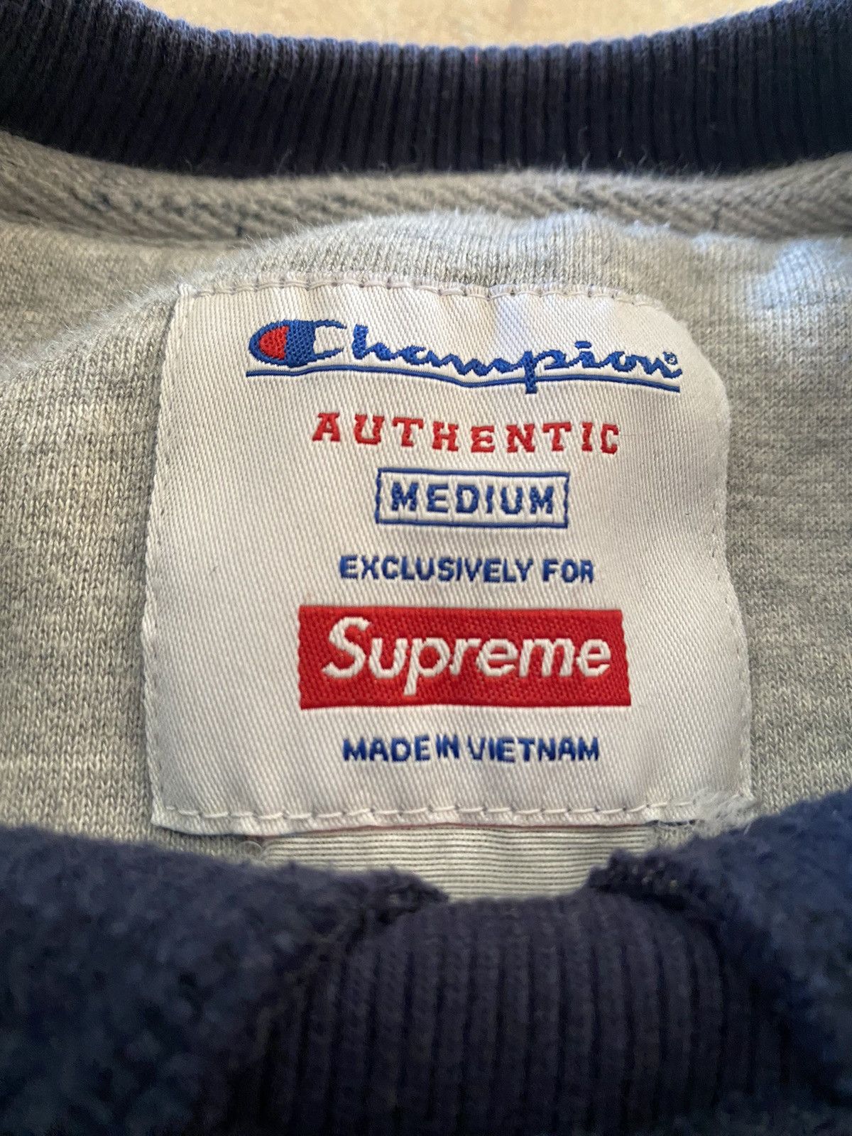 Champion × Supreme Supreme X Champion Stars Crewneck Navy Size US M / EU 48-50 / 2 - 4 Thumbnail