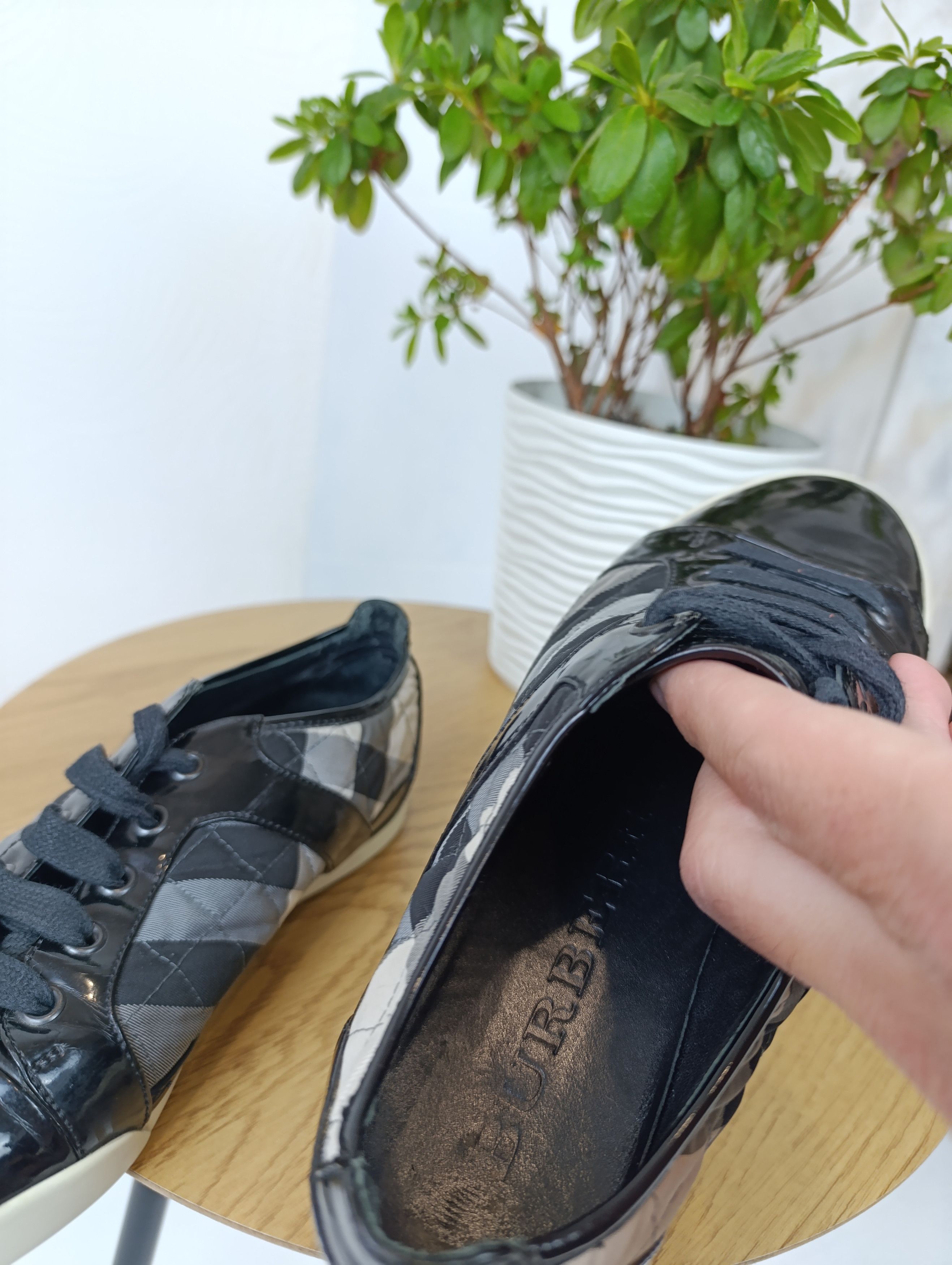 Burberry AUTHENTIC BURBERRY NOVA CHECK LACE UP SNEAKERS Size US 6 / IT 36 - 17 Thumbnail