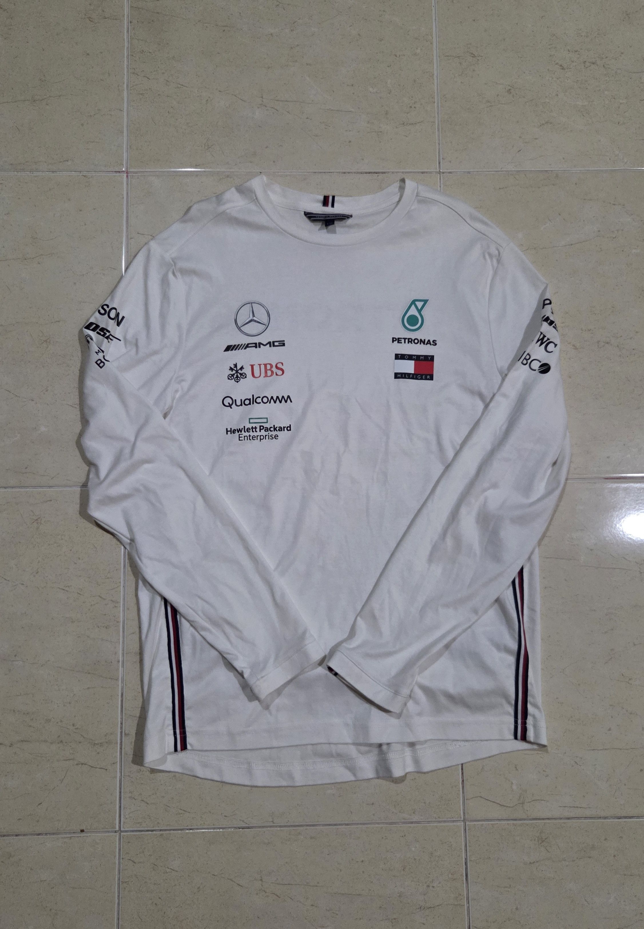 Tommy Hilfiger Lewis Hamilton Personal Driver Tee Mercedes-AMG PETRONAS F1 Size US M / EU 48-50 / 2 - 1 Thumbnail