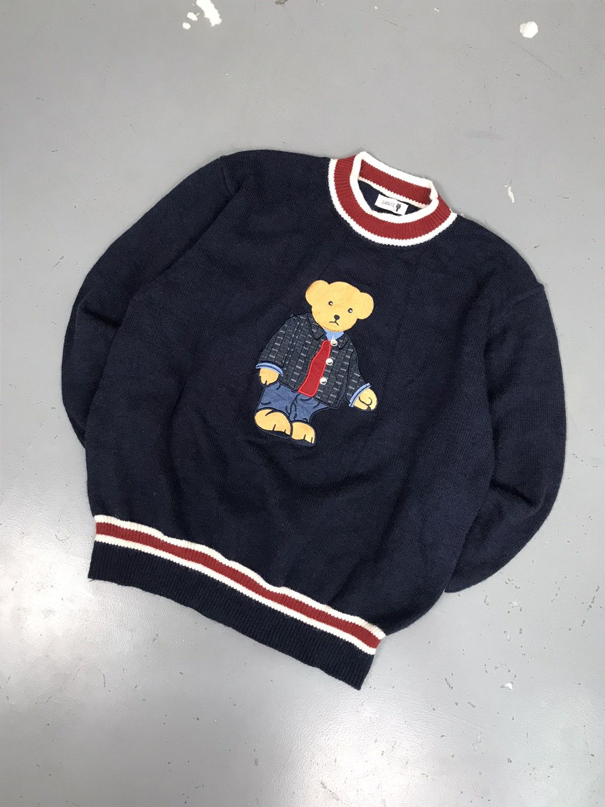 Other Rare embroidered sanye sweaters Size US M / EU 48-50 / 2 - 3 Thumbnail