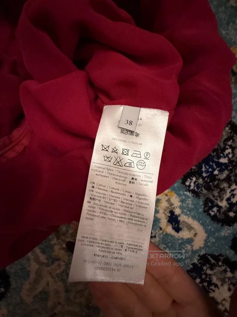 Valentino Valentino V-neck red lace skirt Size XS / US 0-2 / IT 36-38 - 6 Thumbnail