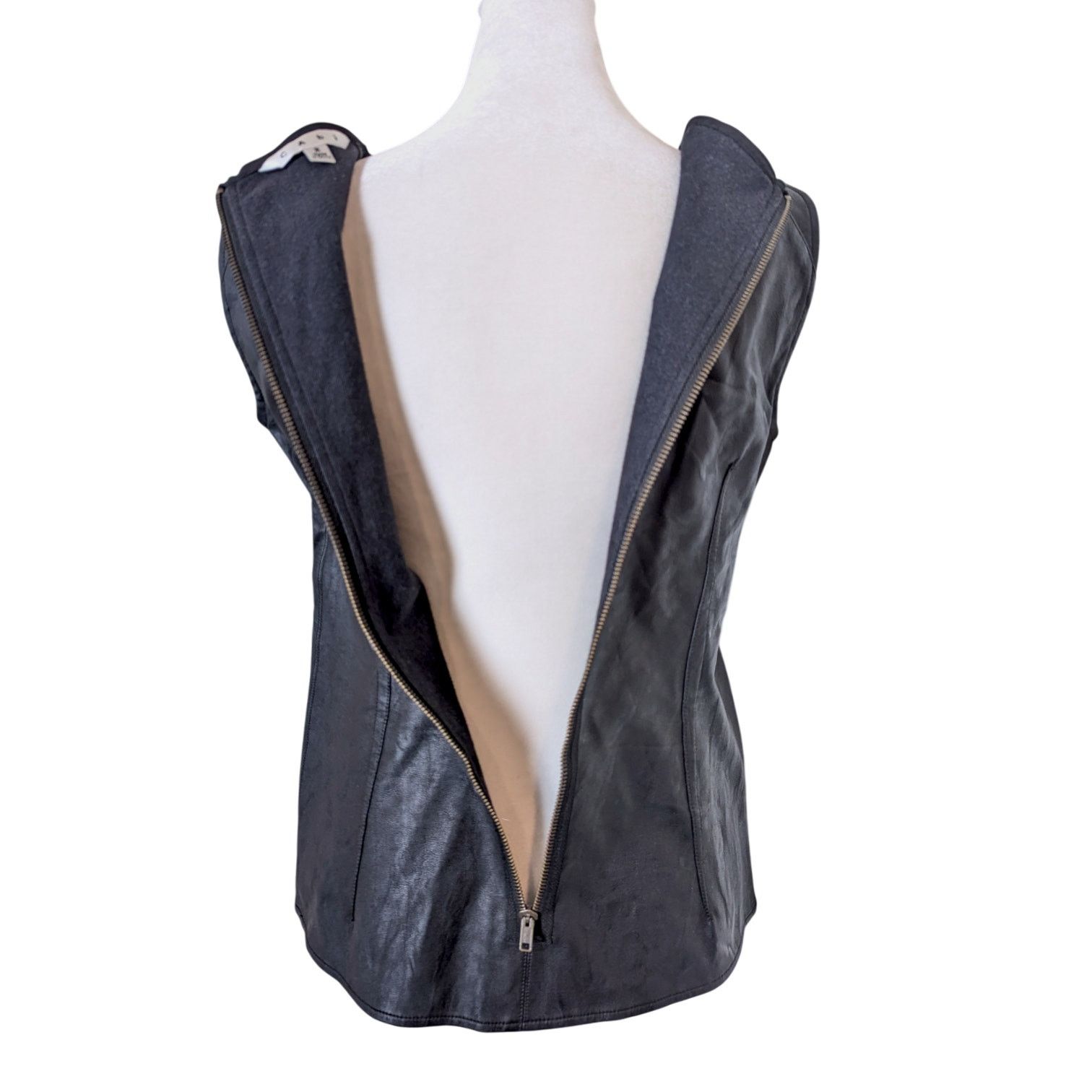 Anthropologie CAbi Black Vegan Leather Shell Top Vest Size 2 Size XS / US 0-2 / IT 36-38 - 7 Thumbnail
