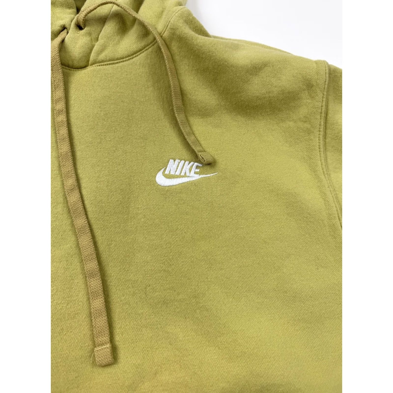 Nike Nike Hoodie Mens Medium Gold Club Fleece Pullover Swoosh BV2654-720 Size US M / EU 48-50 / 2 - 3 Thumbnail