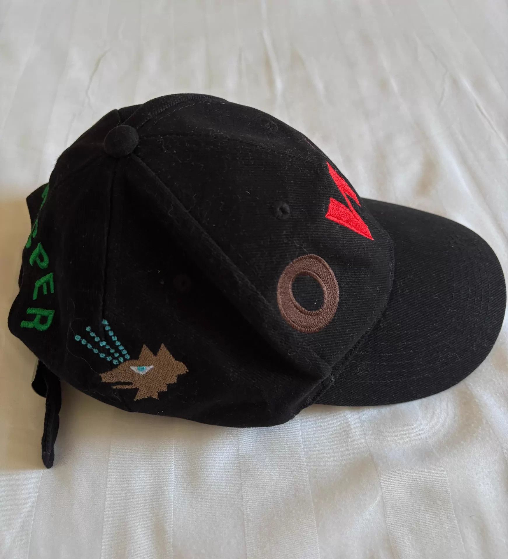Walter Van Beirendonck WVB Vtg W Logo Wolf Embroidery Corduroy-like Hat Size ONE SIZE - 7 Thumbnail