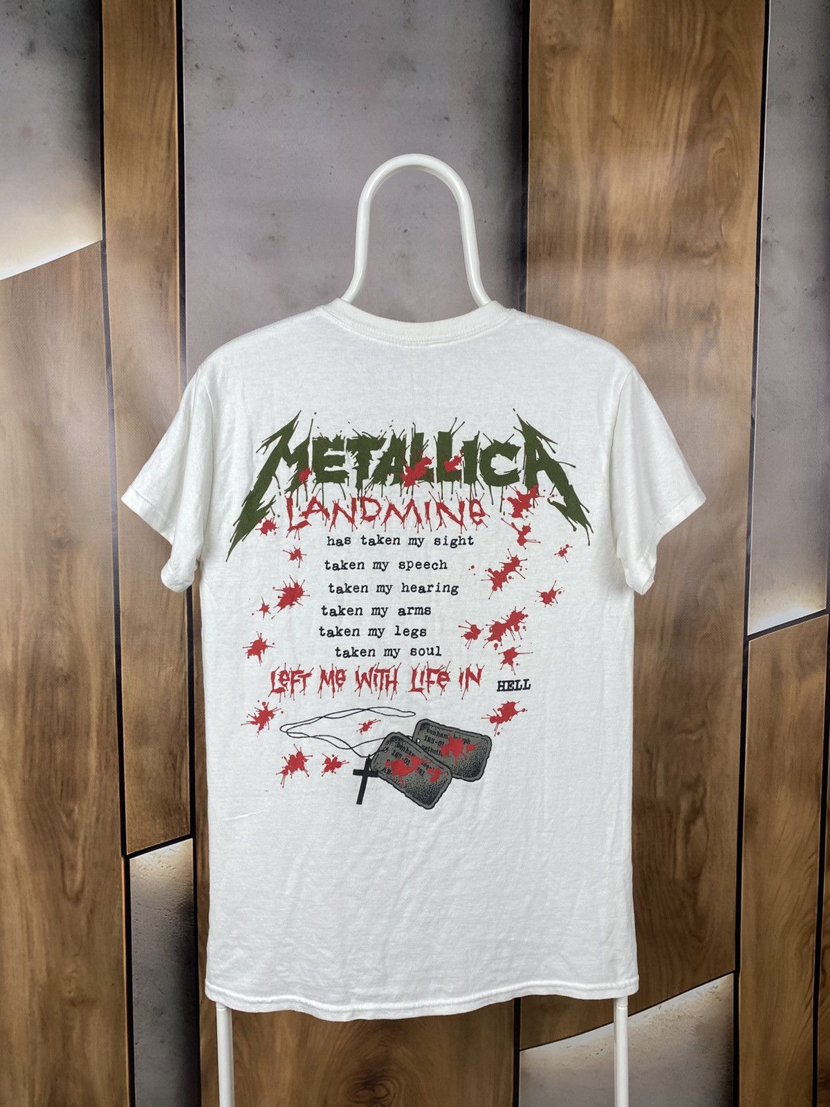 Metallica 💀Vintage T-Shirt Metallica 2017 Landmine Left Me With Life💀 Size US S / EU 44-46 / 1 - 2 Thumbnail