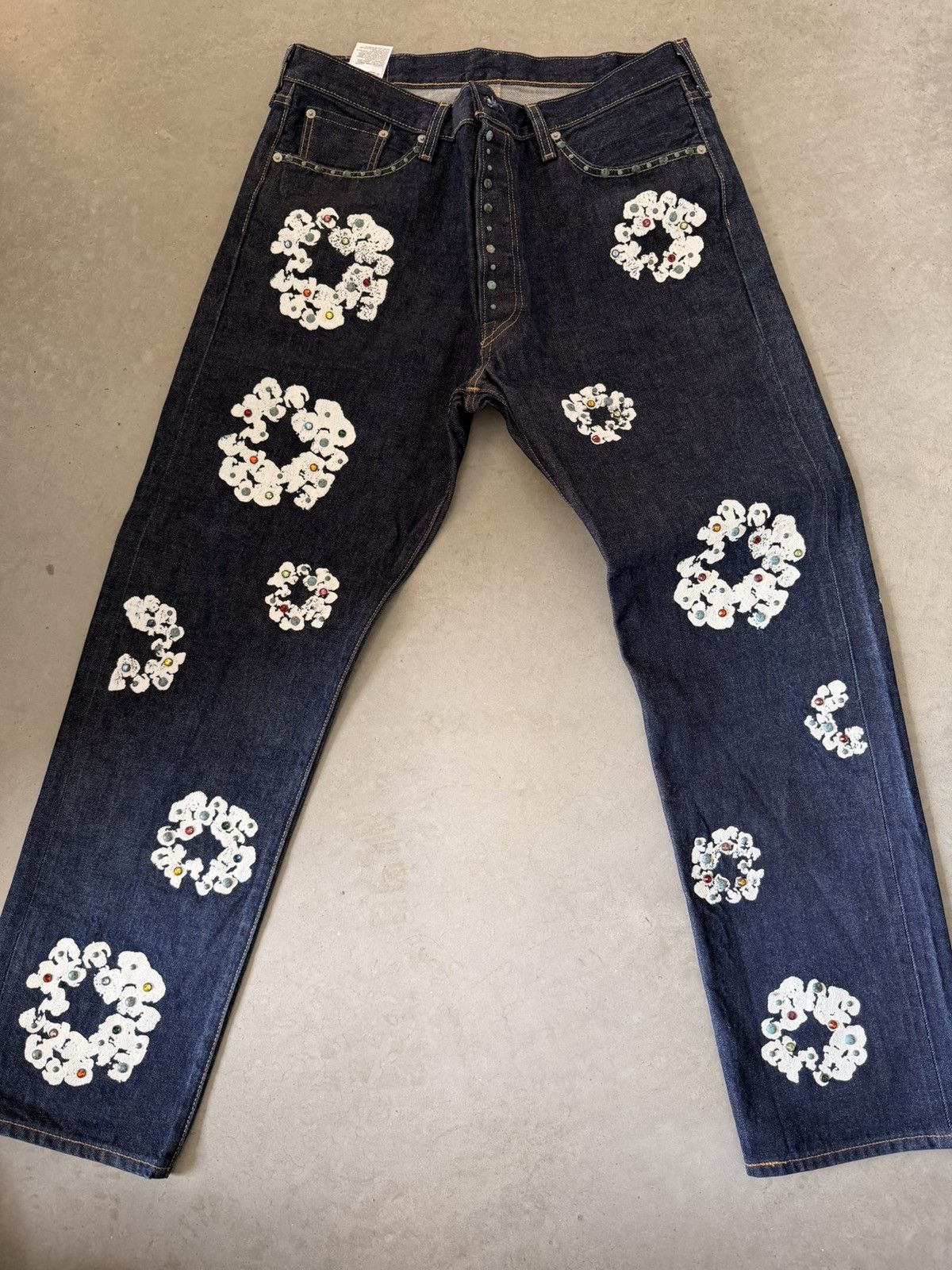 DENIM TEARS Denim Tears rhinestone wreath Size US 38 / EU 54 - 1 Thumbnail