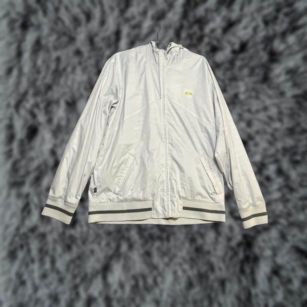 Oakley Oakley Jacket Windbreaker Full Zip Hooded Lined XL Men Gray Logo Casual, Travel, Workwear Size US XL / EU 56 / 4 - 1 Thumbnail