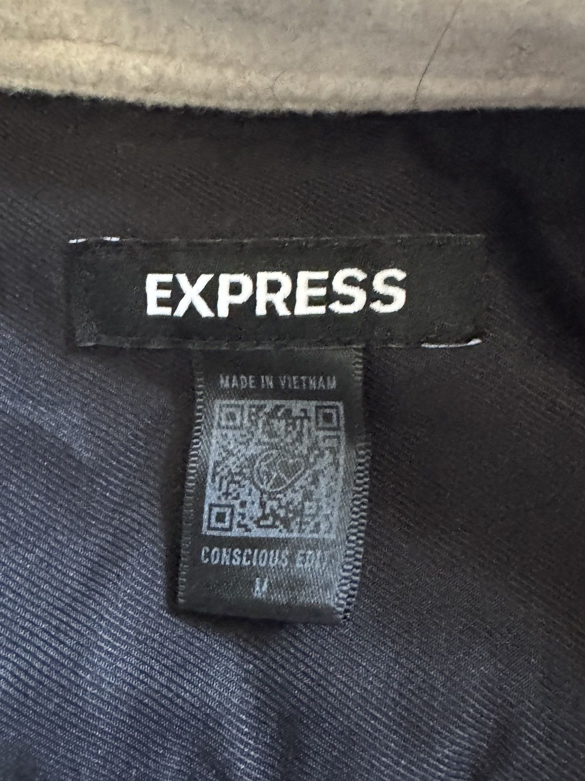 Express Express Thick flannel button up Size US M / EU 48-50 / 2 - 3 Thumbnail