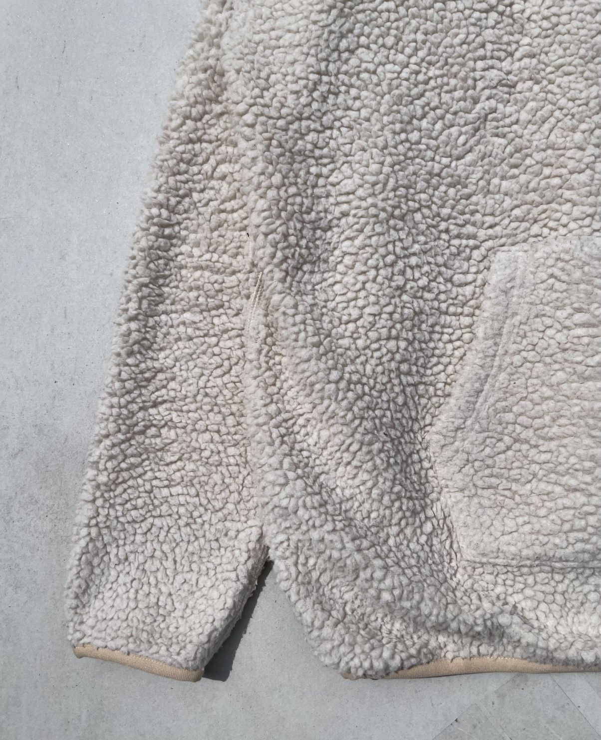 Lee 🔥Accept Binding🔥 Lee fleece hoodie with embroidery logo Size US L / EU 52-54 / 3 - 7 Thumbnail